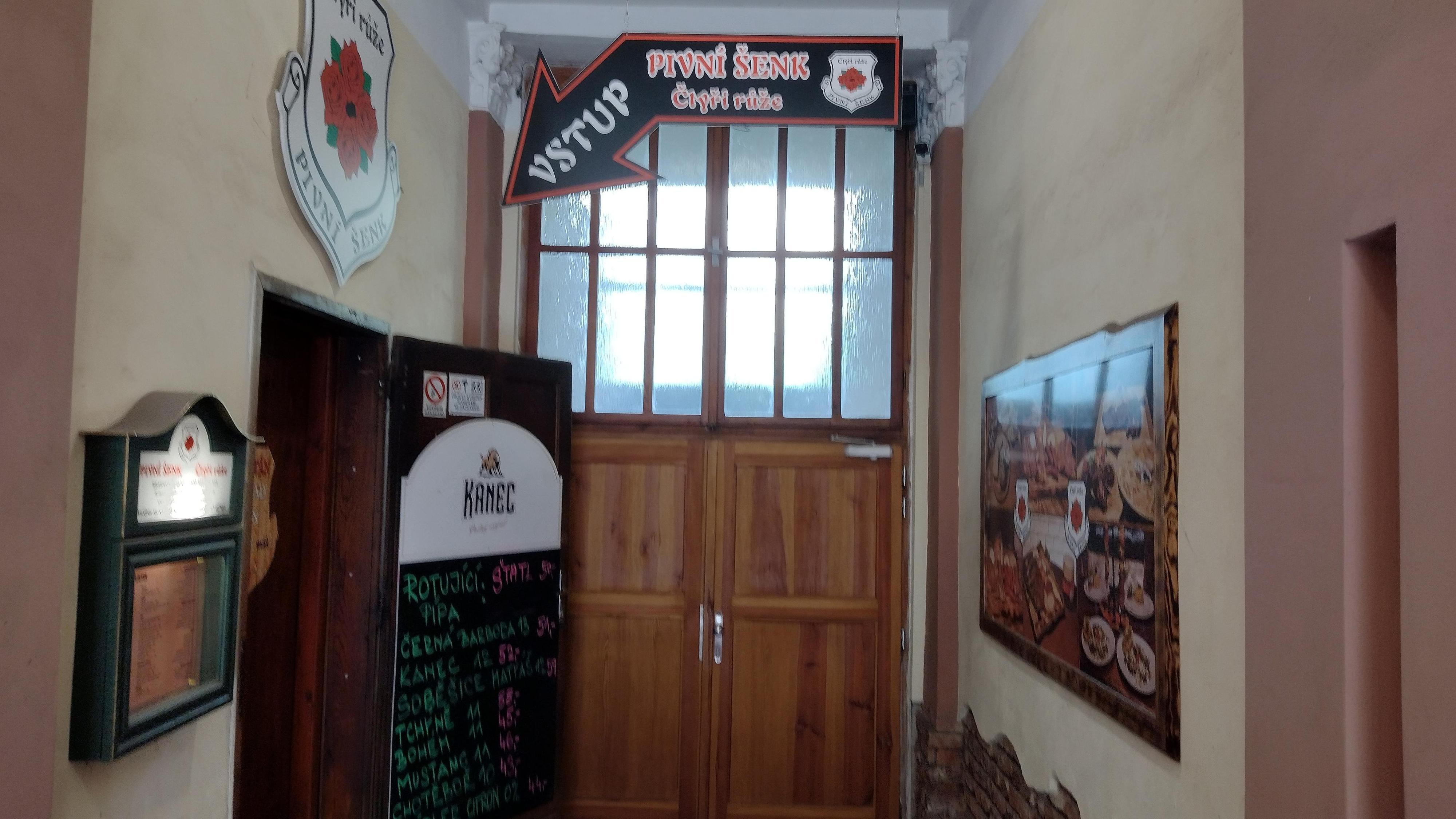 Pivní Šenk Čtyři růže foto 3