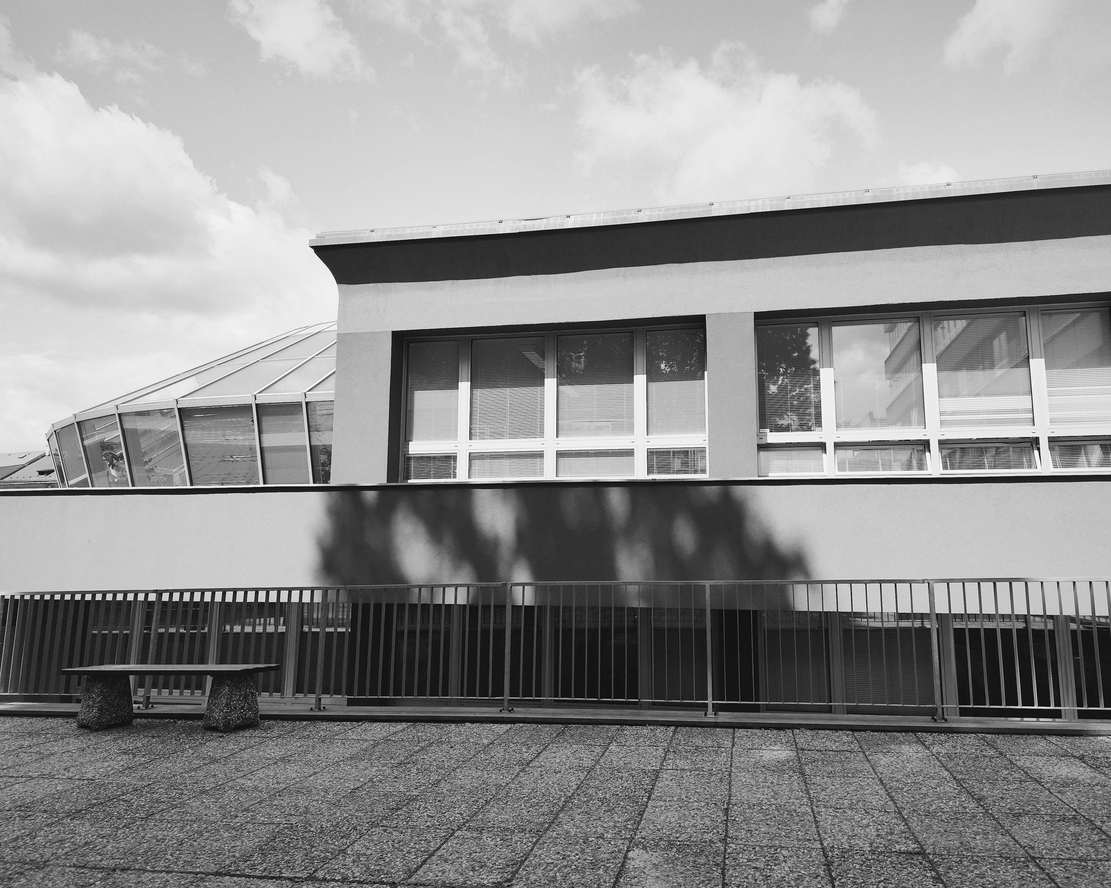 Technická univerzita v Liberci - Katedra fyziky Fakulty přírodovědně-humanitní a pedagogické foto 4