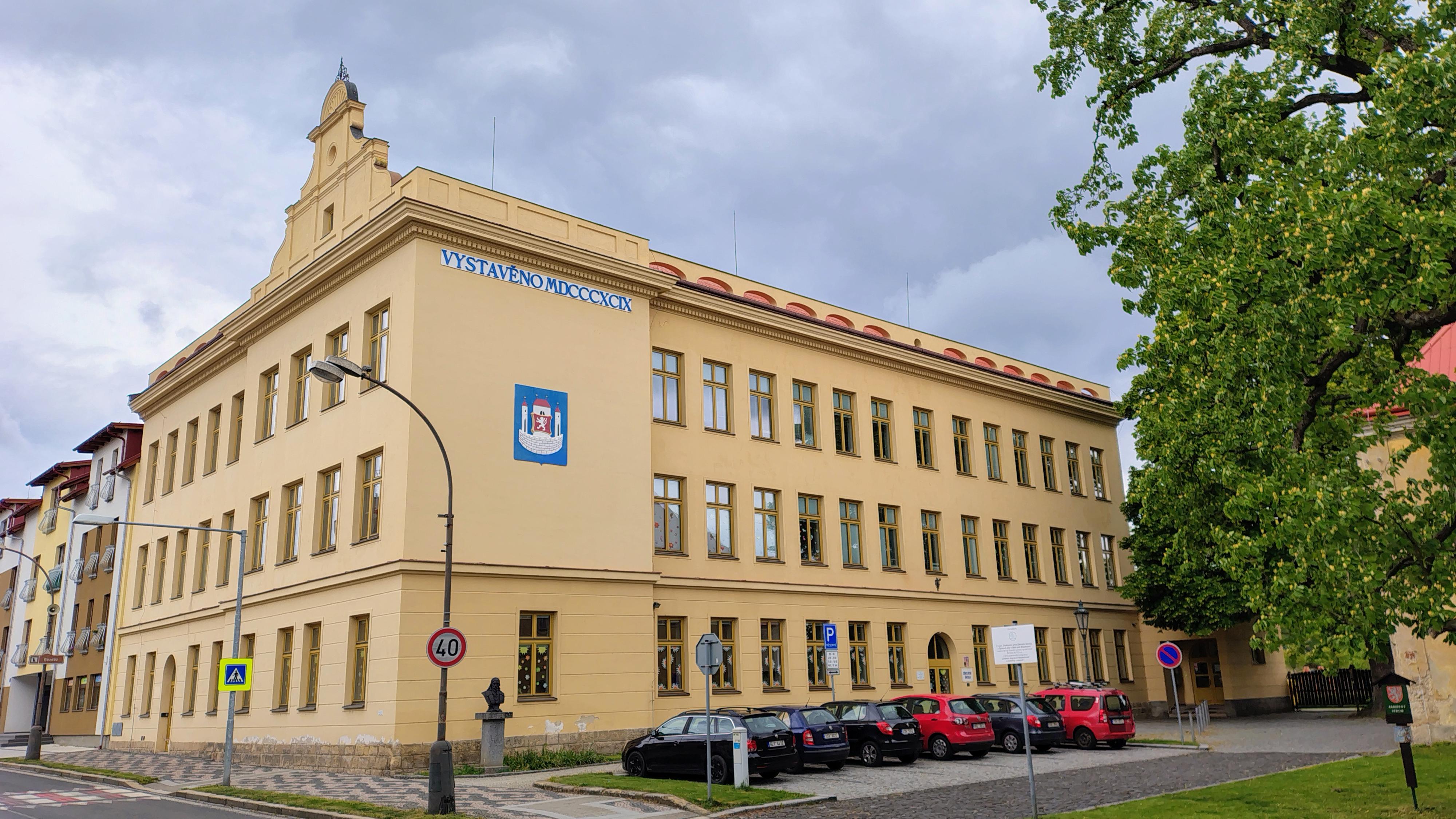 Základní škola Bělá pod Bezdězem