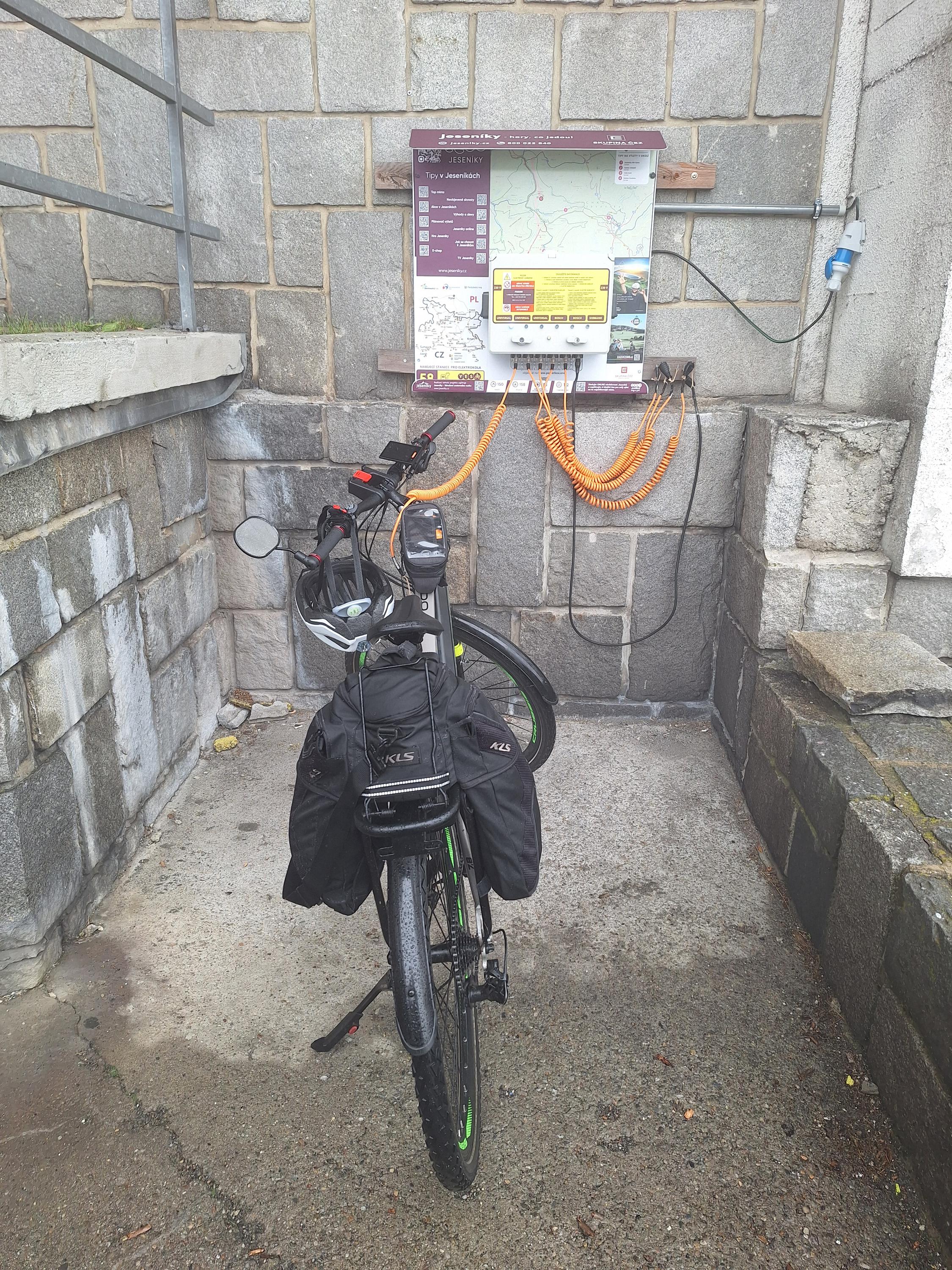 Nabíjecí stanice Hotel Praděd vysílač foto 6