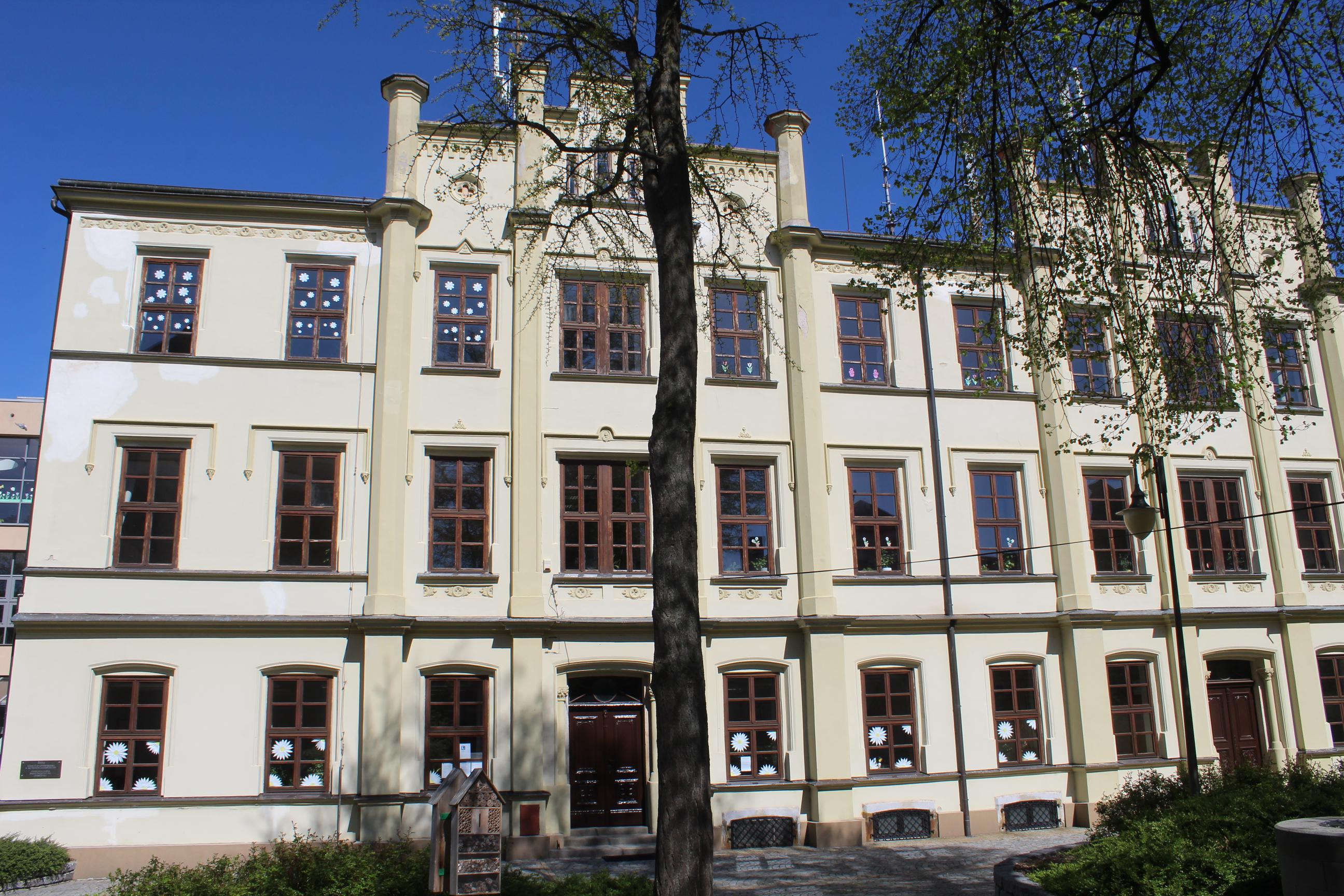 ZŠ a MŠ Golčův Jeníkov foto 6