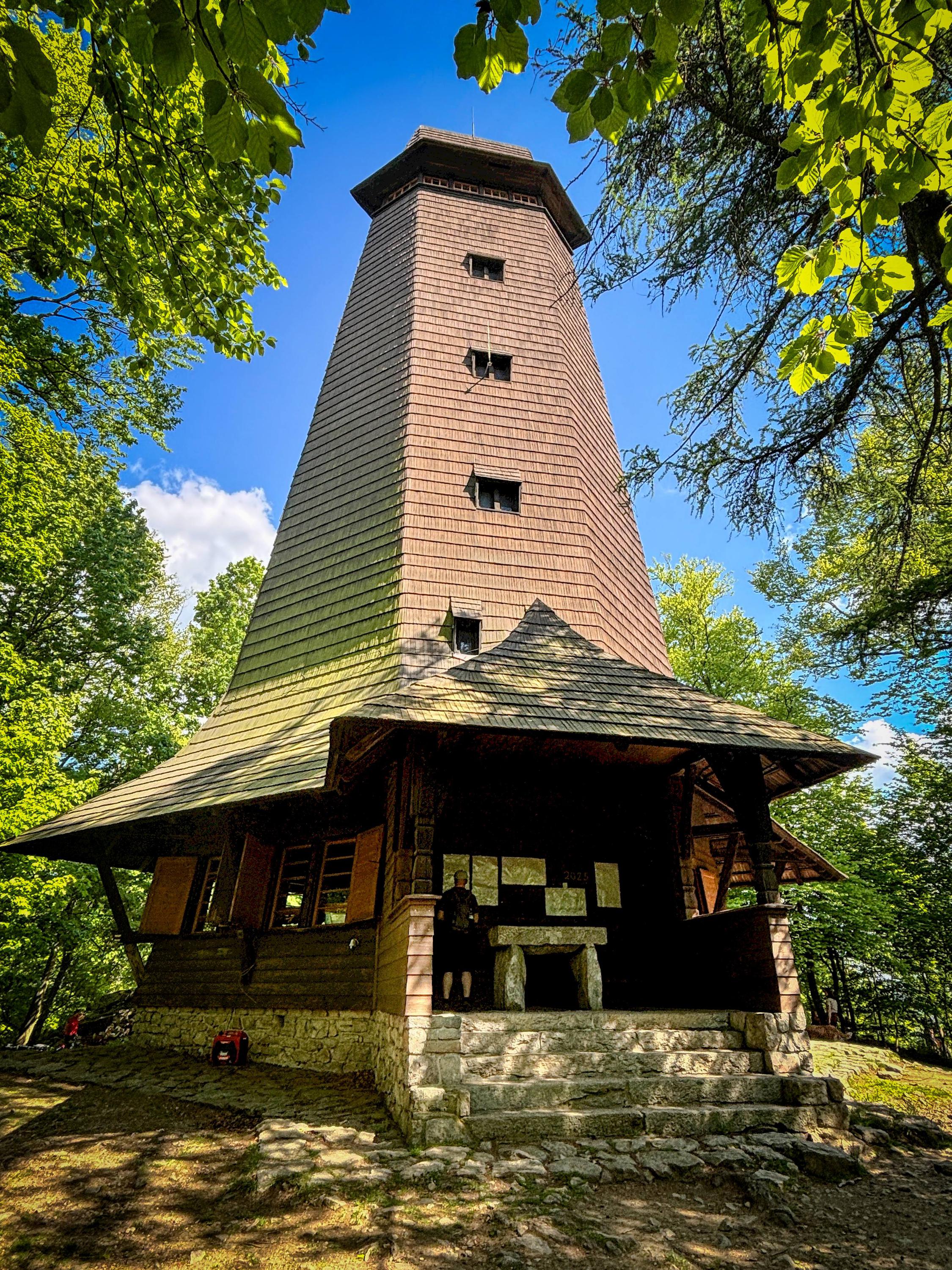 Rozhledna Velký Blaník foto 3