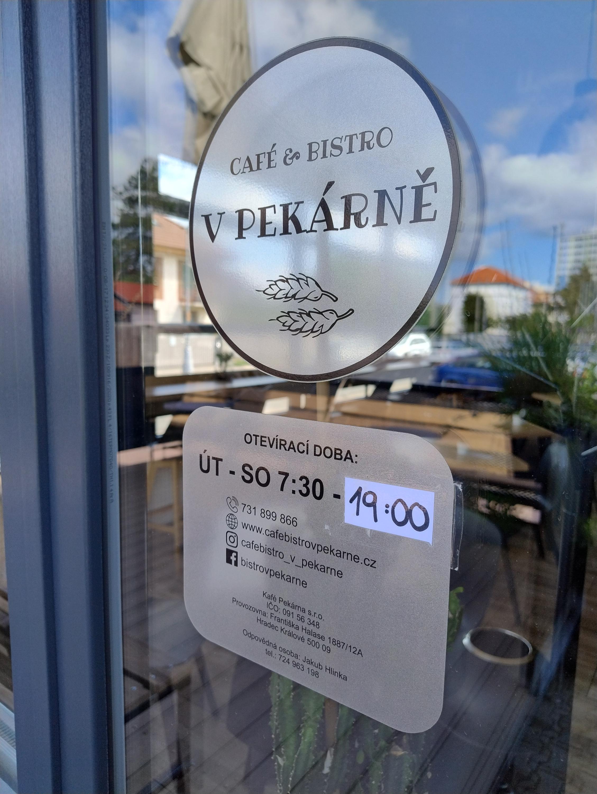 Café & Bistro V Pekárně foto 2