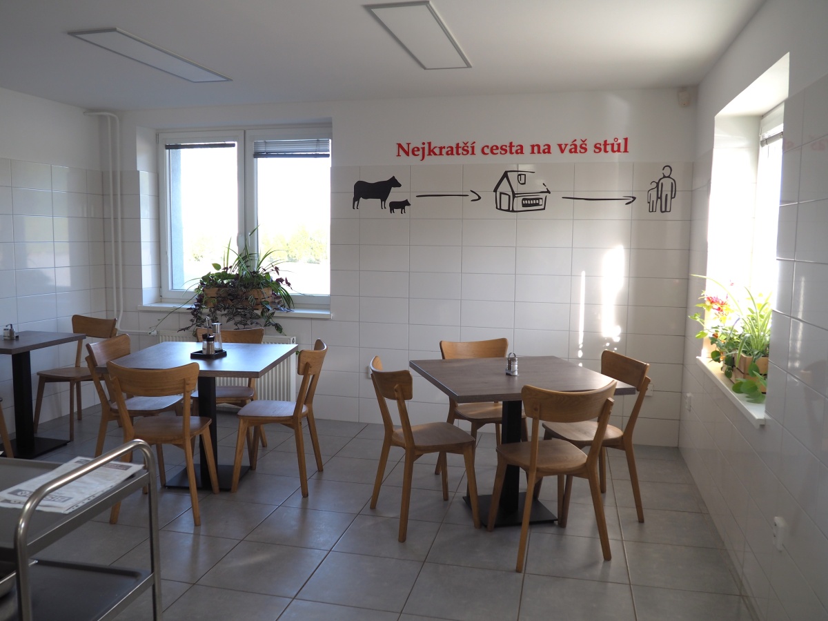 Maso a uzeniny z Českého Dvora foto 2