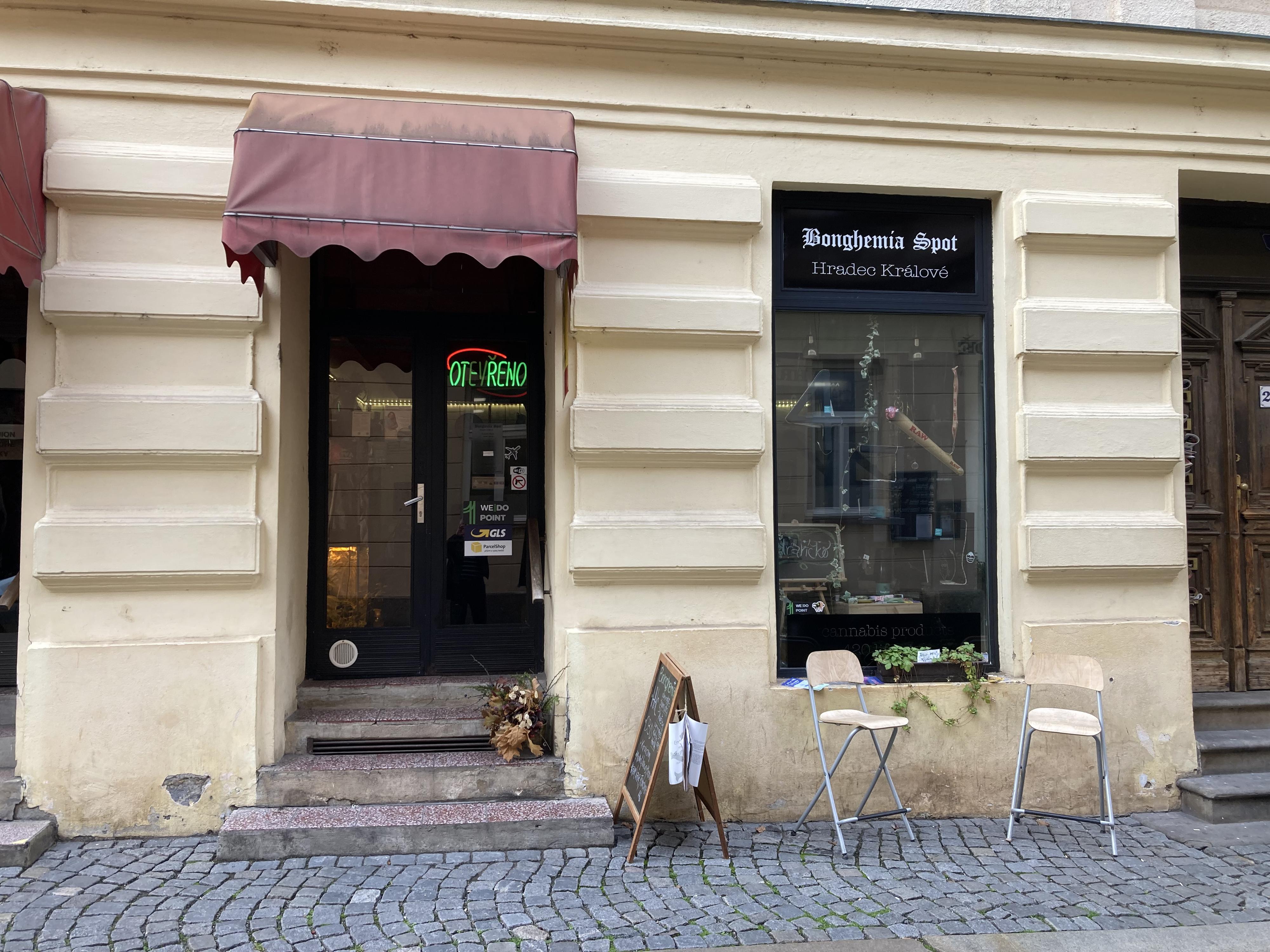 Bonghemia Spot foto 5