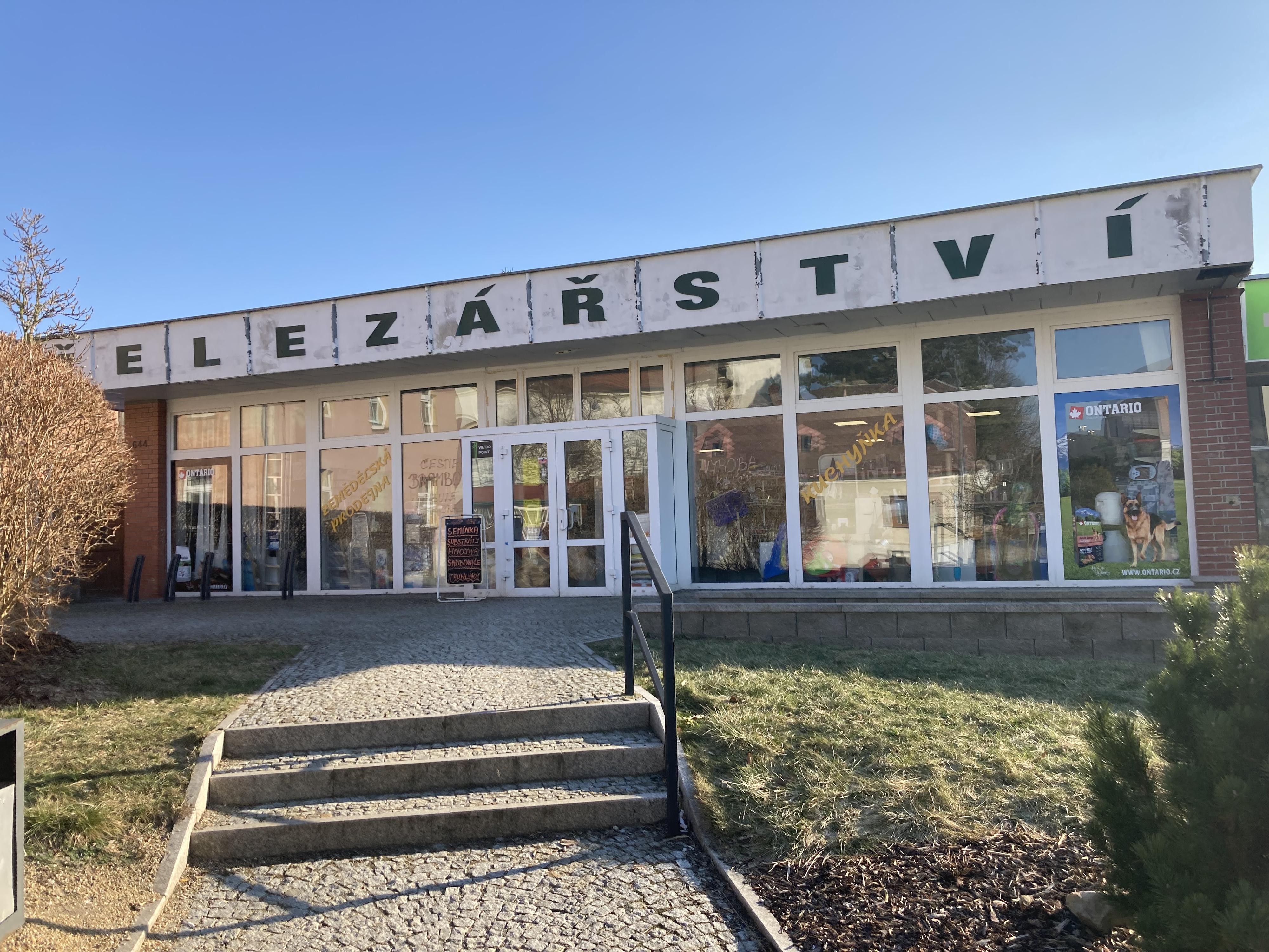 Zdeňka Zelená - železářství foto 2