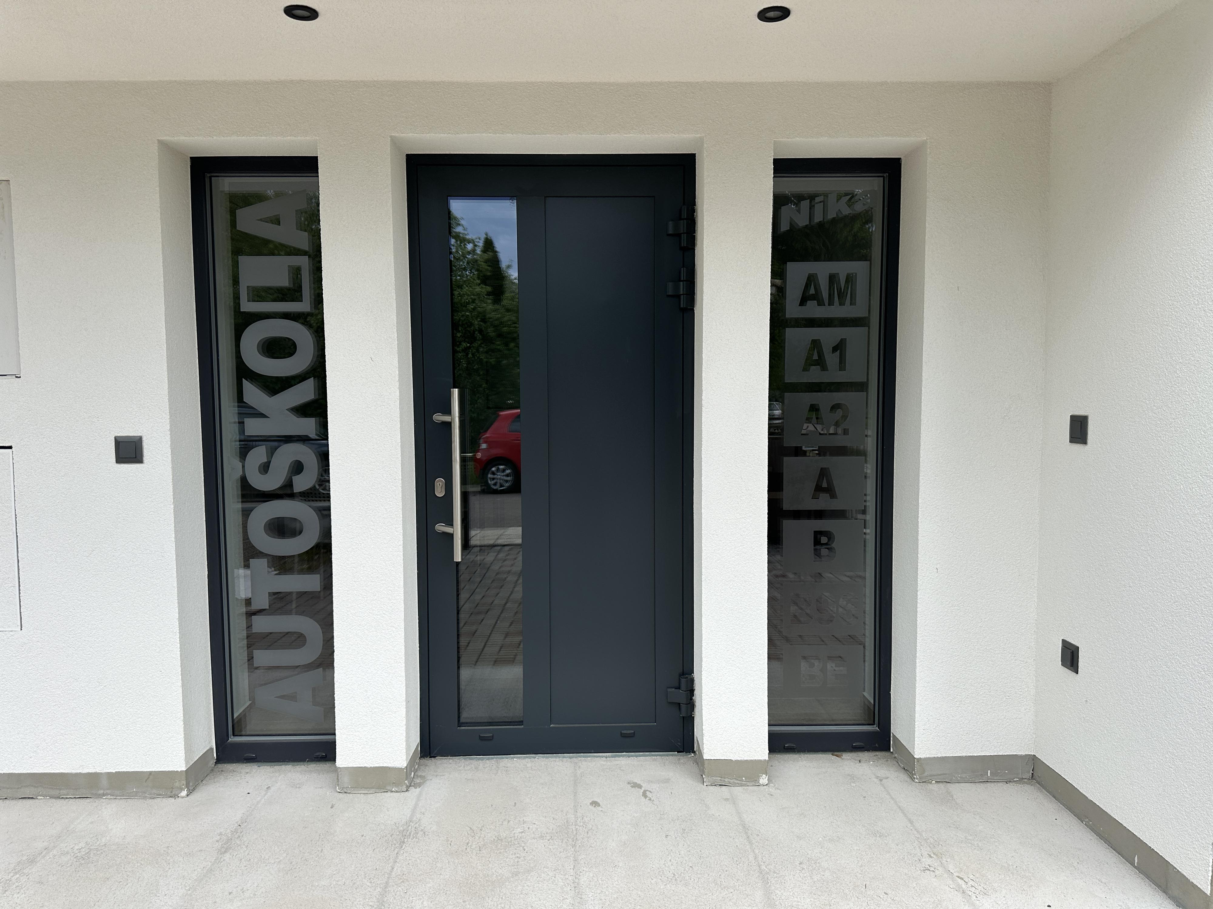 Autoškola Nika - Monika Zůrová foto 2