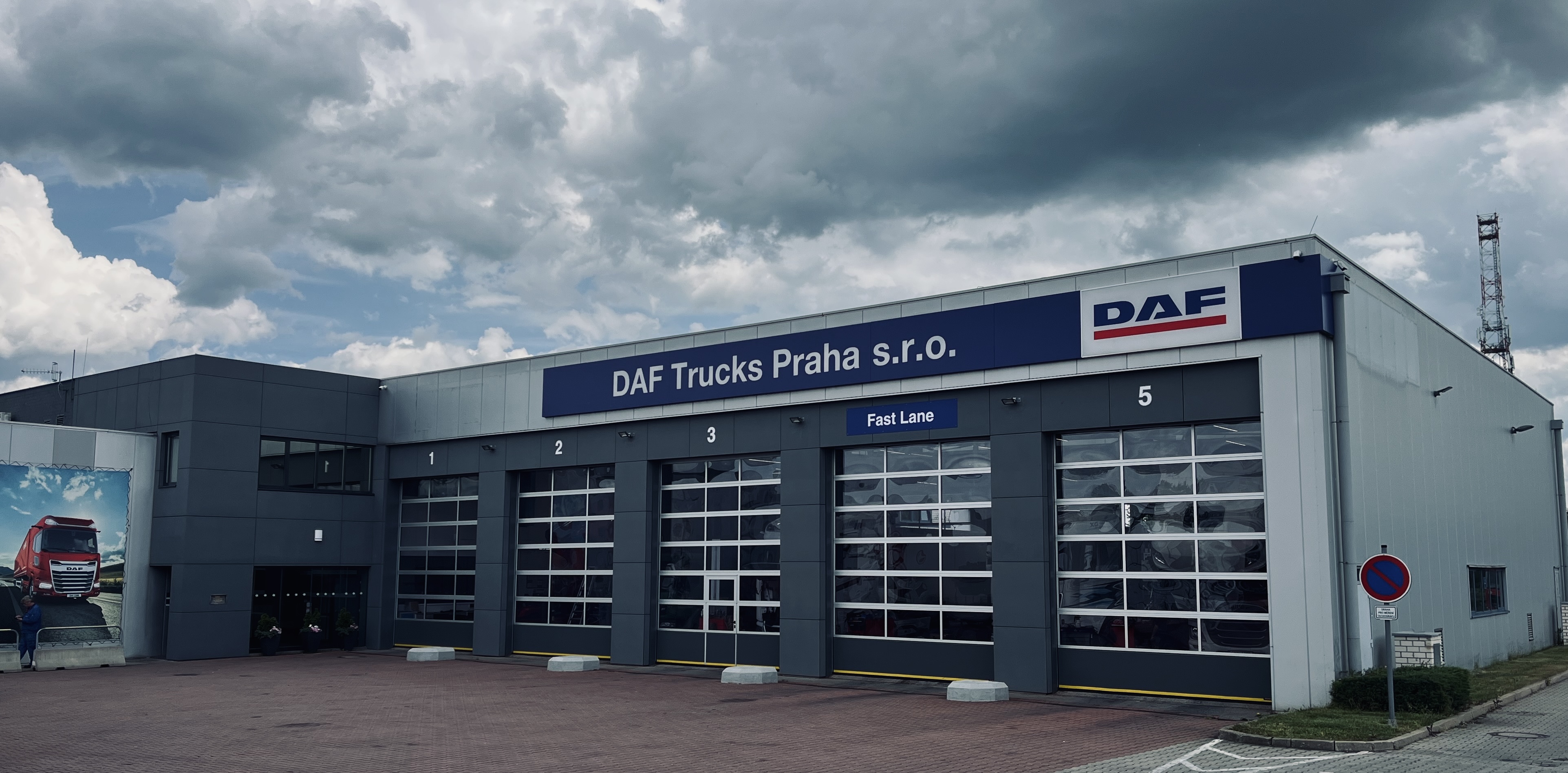 DAF Trucks Praha, s.r.o. foto 2