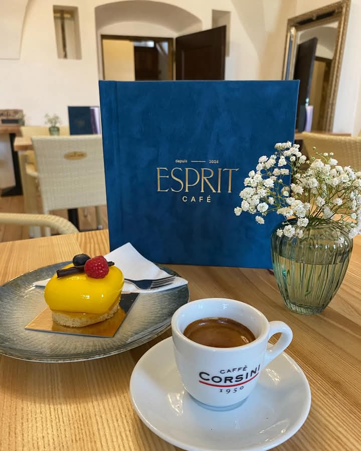 Café Esprit foto 3