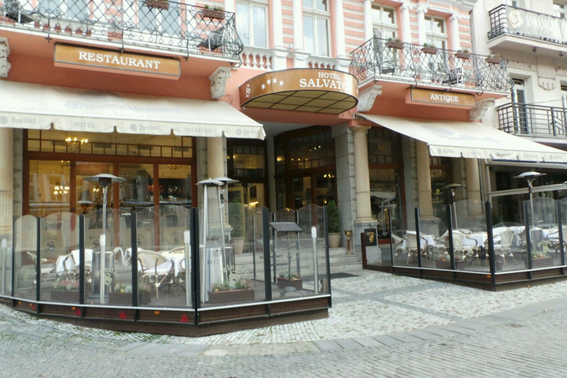 HOTEL SALVATOR CARLSBAD, s.r.o.