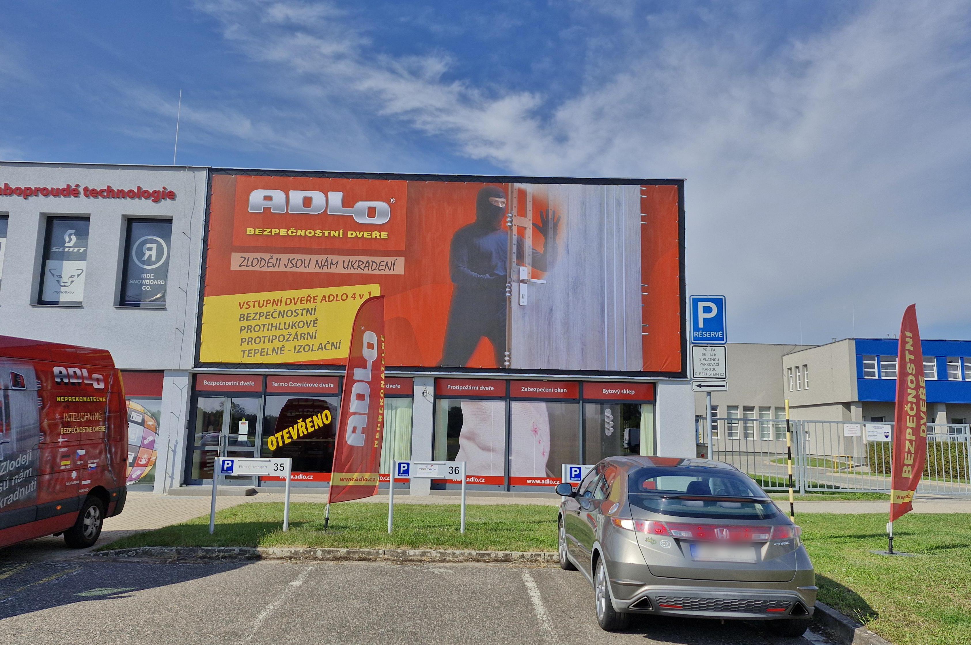 ADLO - bezpečnostní dveře