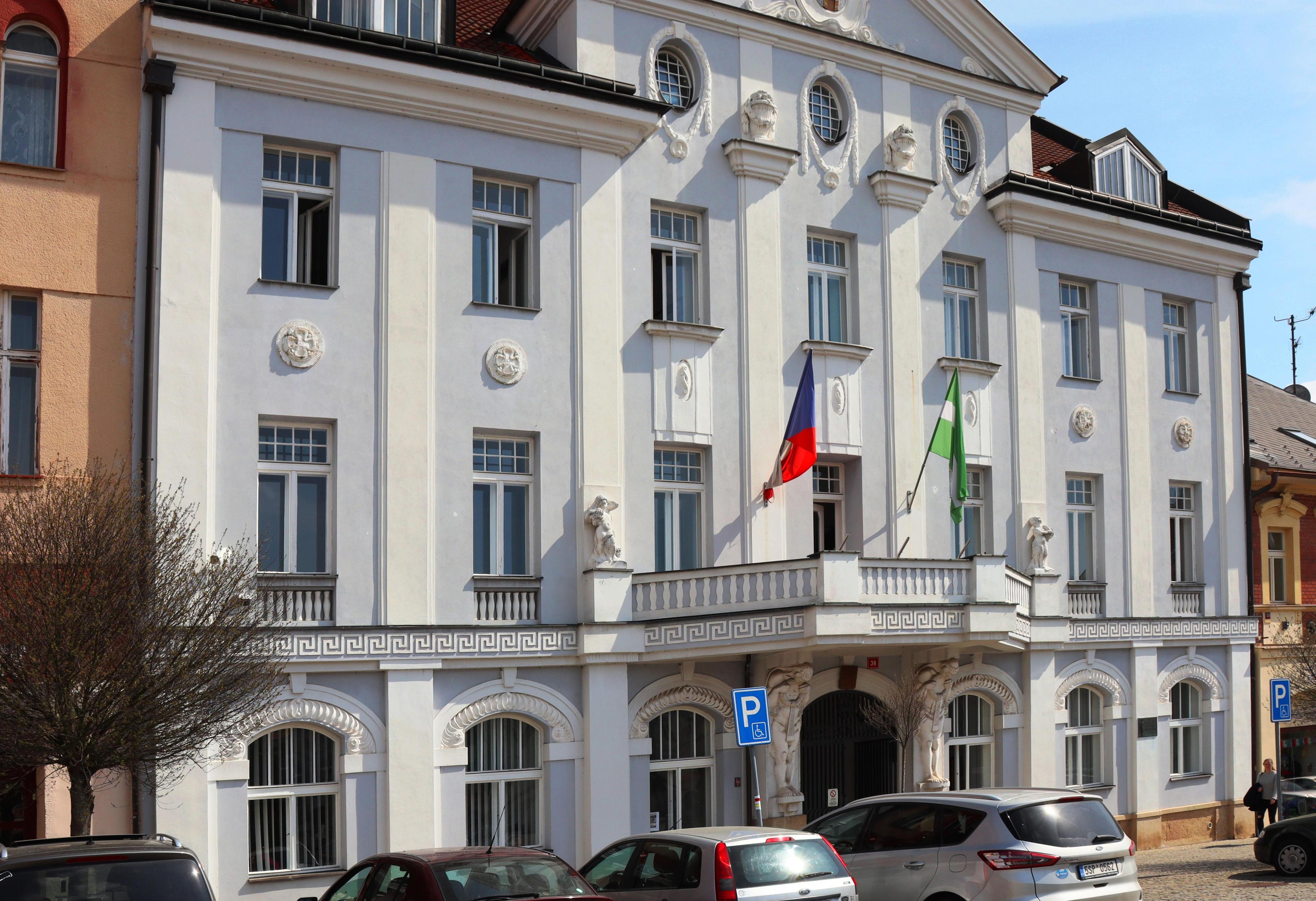 Dvůr Králové nad Labem - městský úřad foto 4