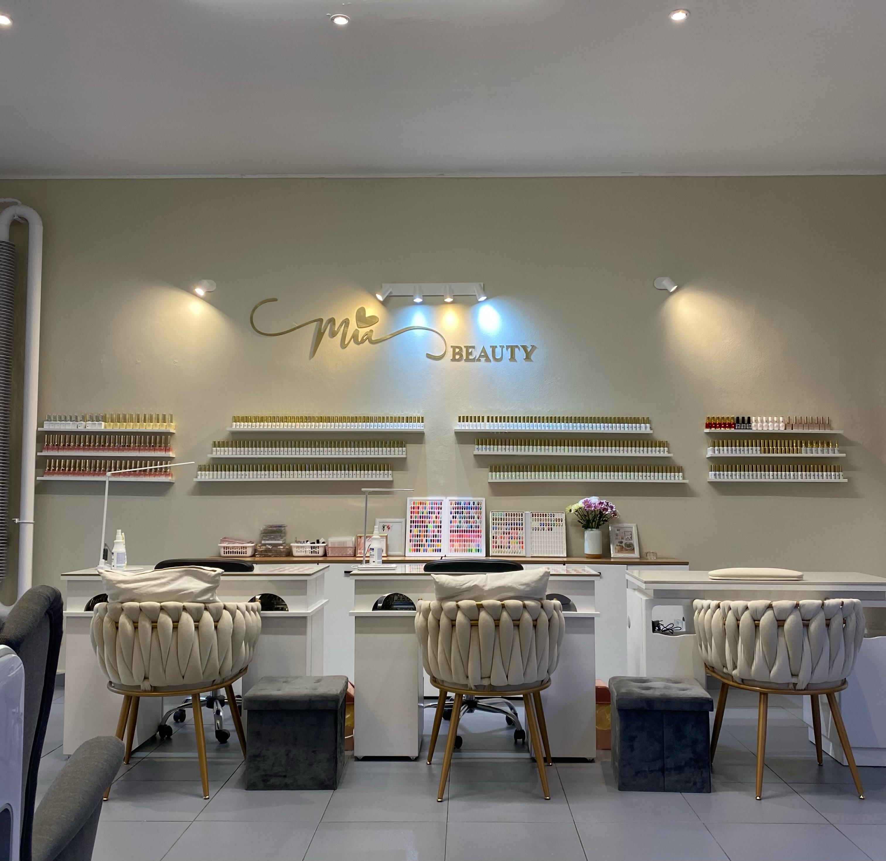 Mia BEAUTY foto 2