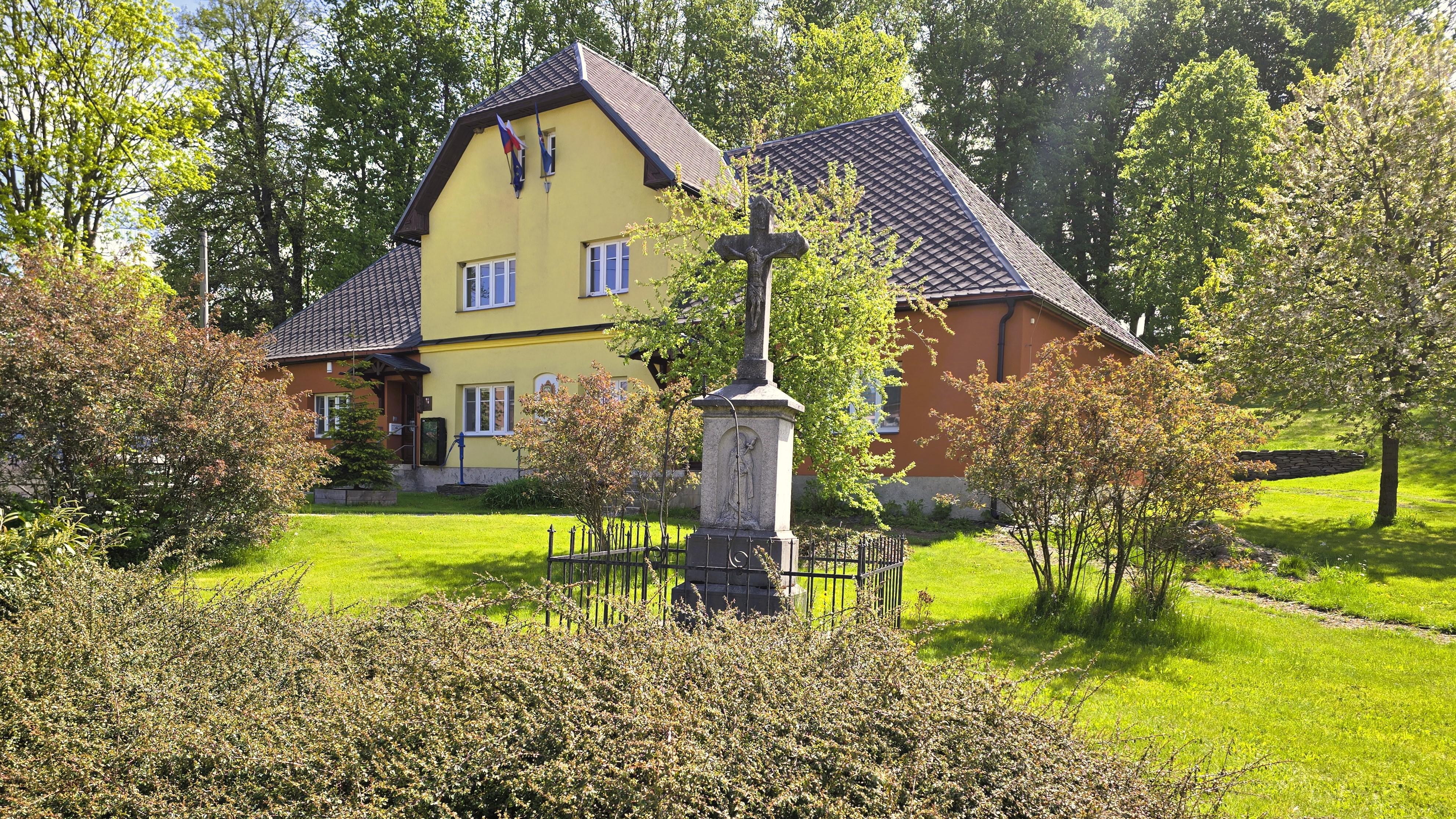 Dětřichov nad Bystřicí - obecní úřad foto 5