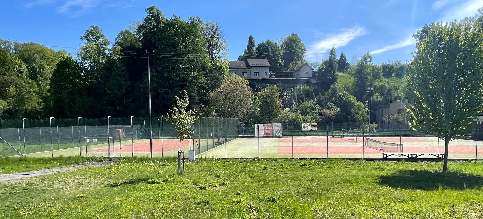 Multifunkční hřiště Třebovice foto 2