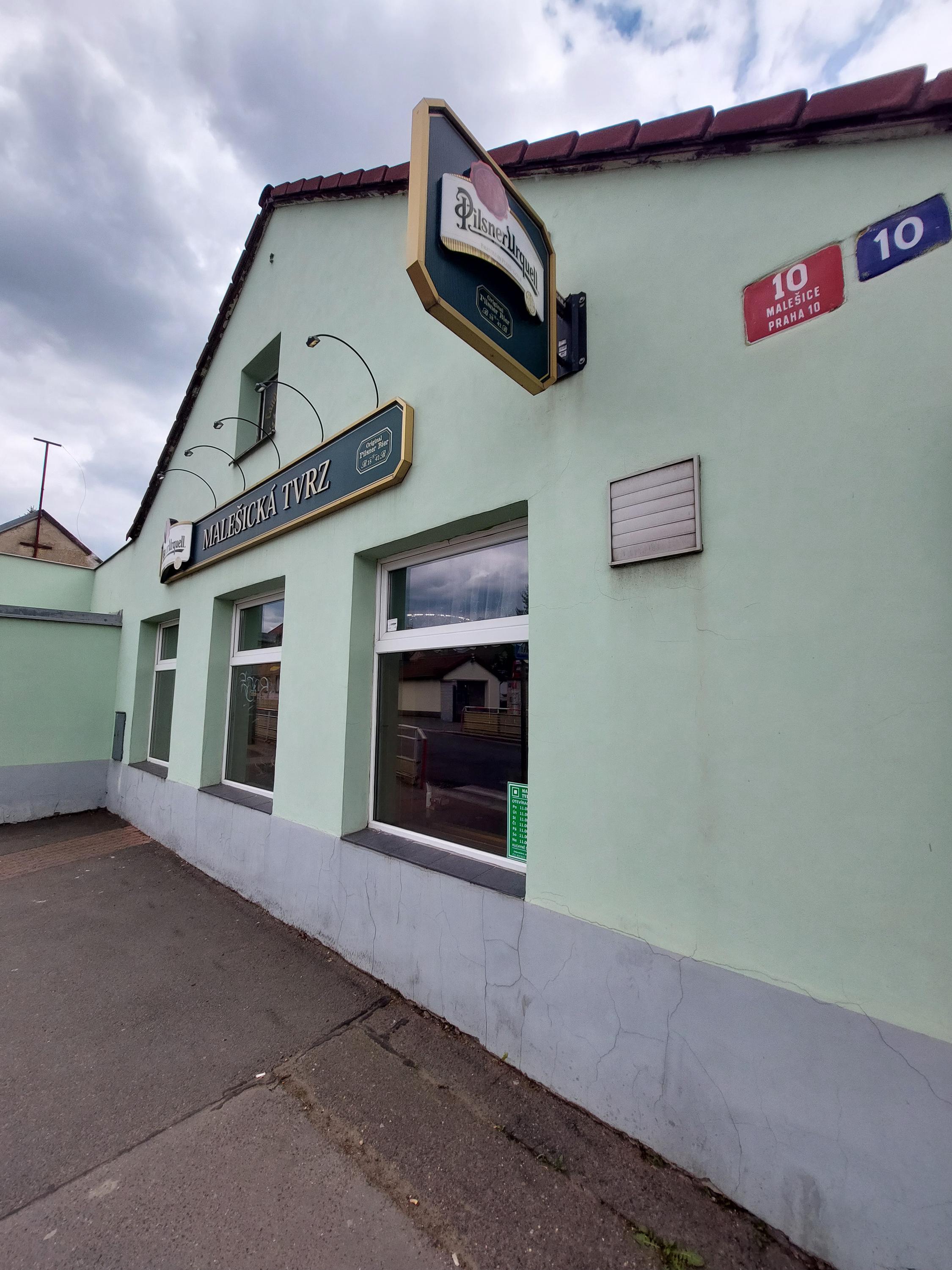 Restaurace Malešická Tvrz foto 6