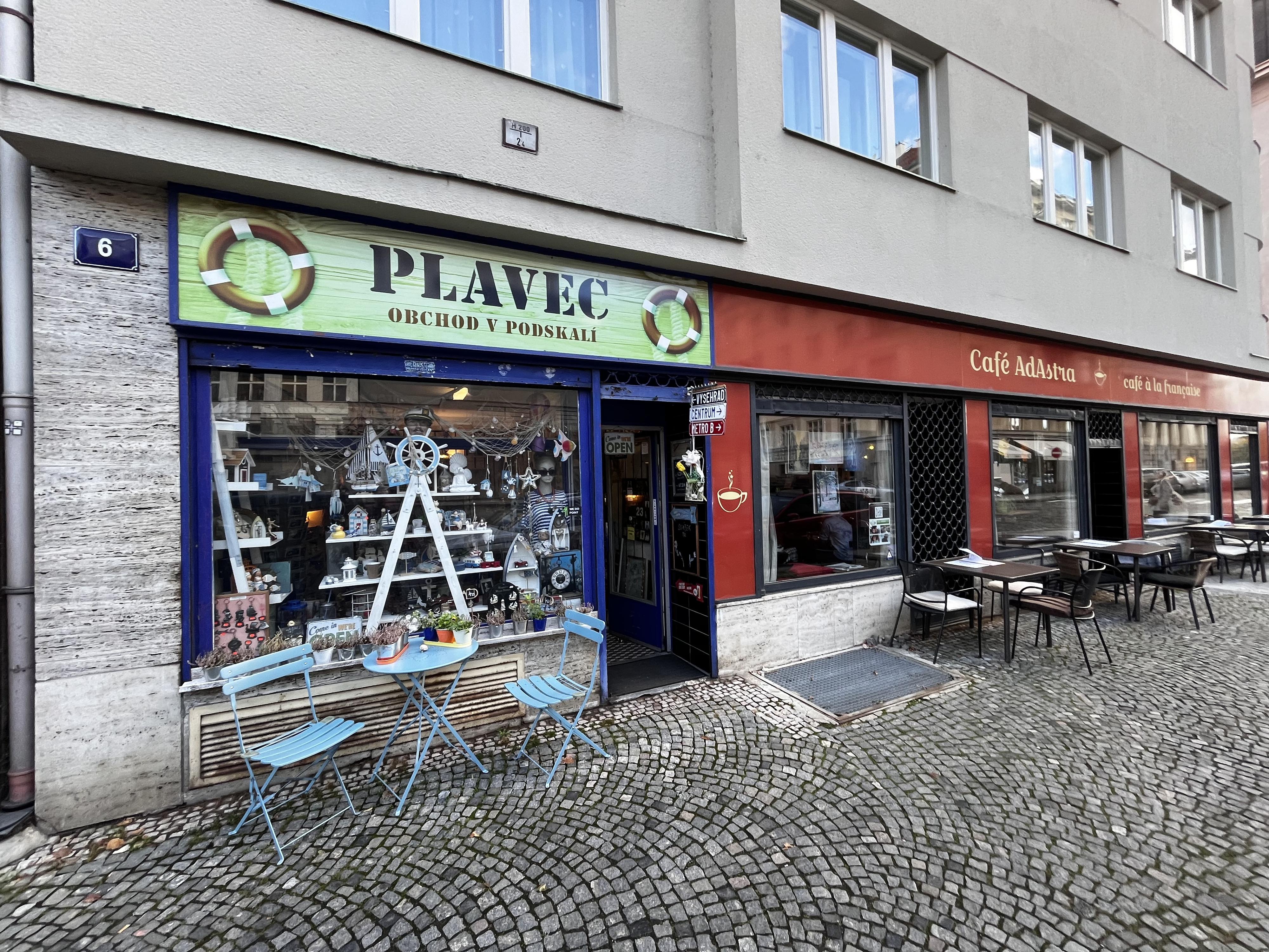 PLAVEC - obchod v Podskalí