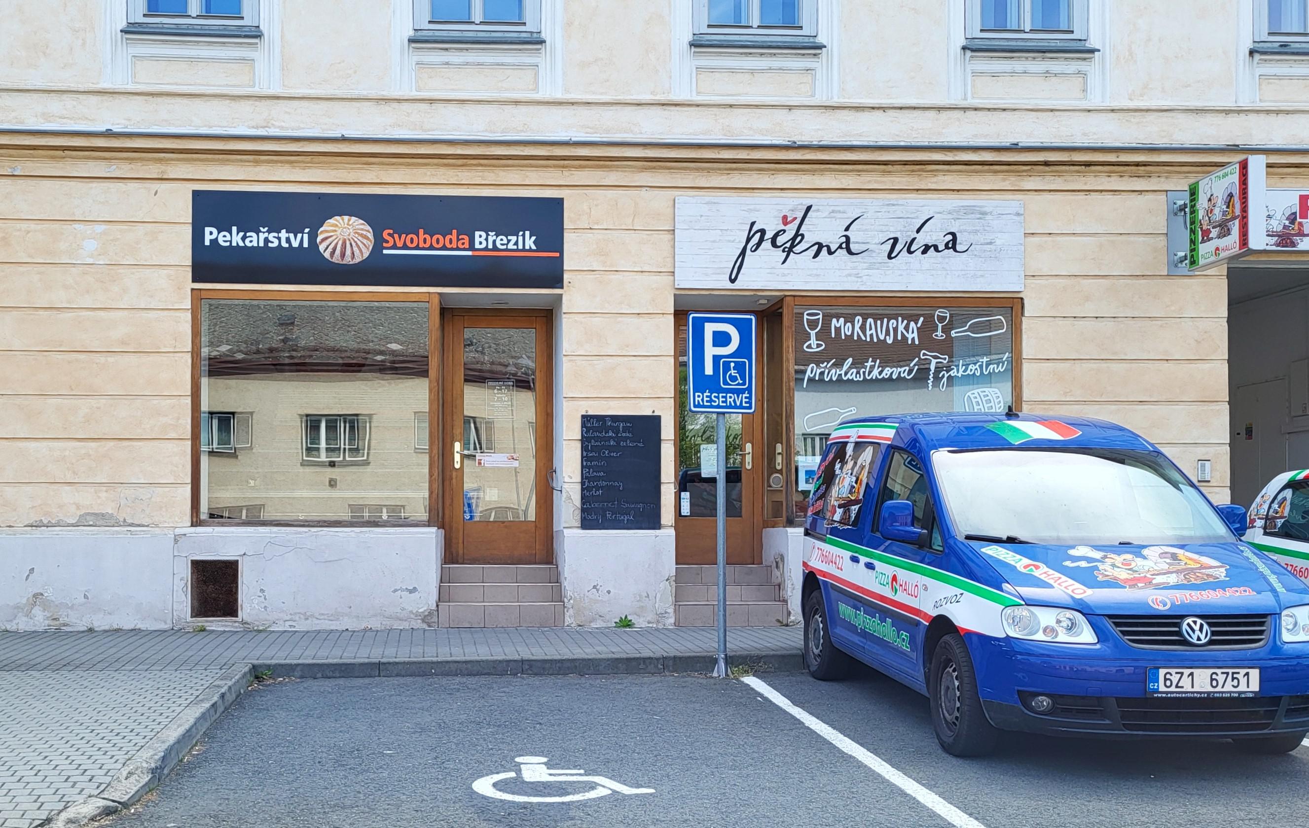 Pěkná Vína foto 3