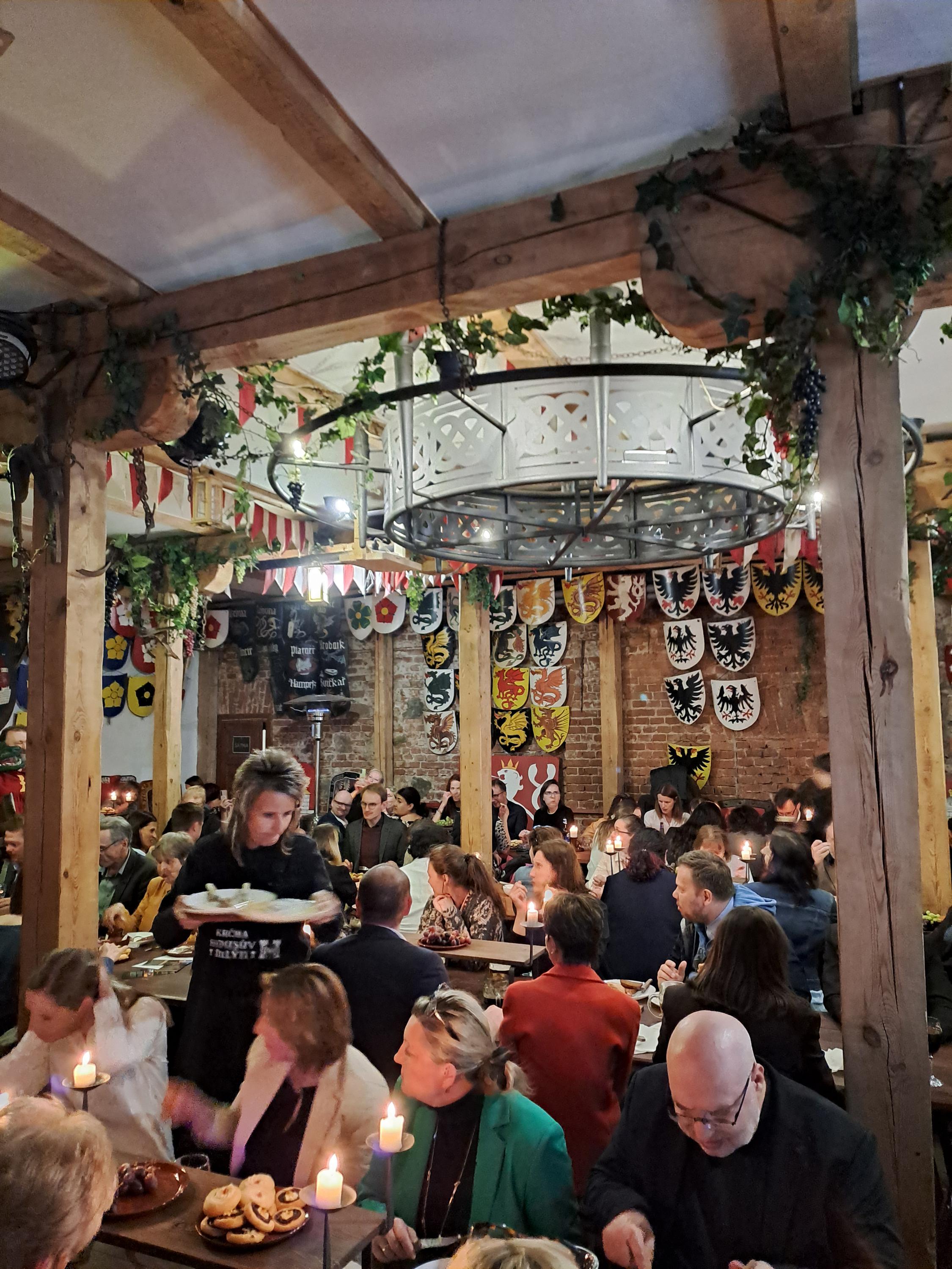 Filmová krčma s atmosférou foto 5