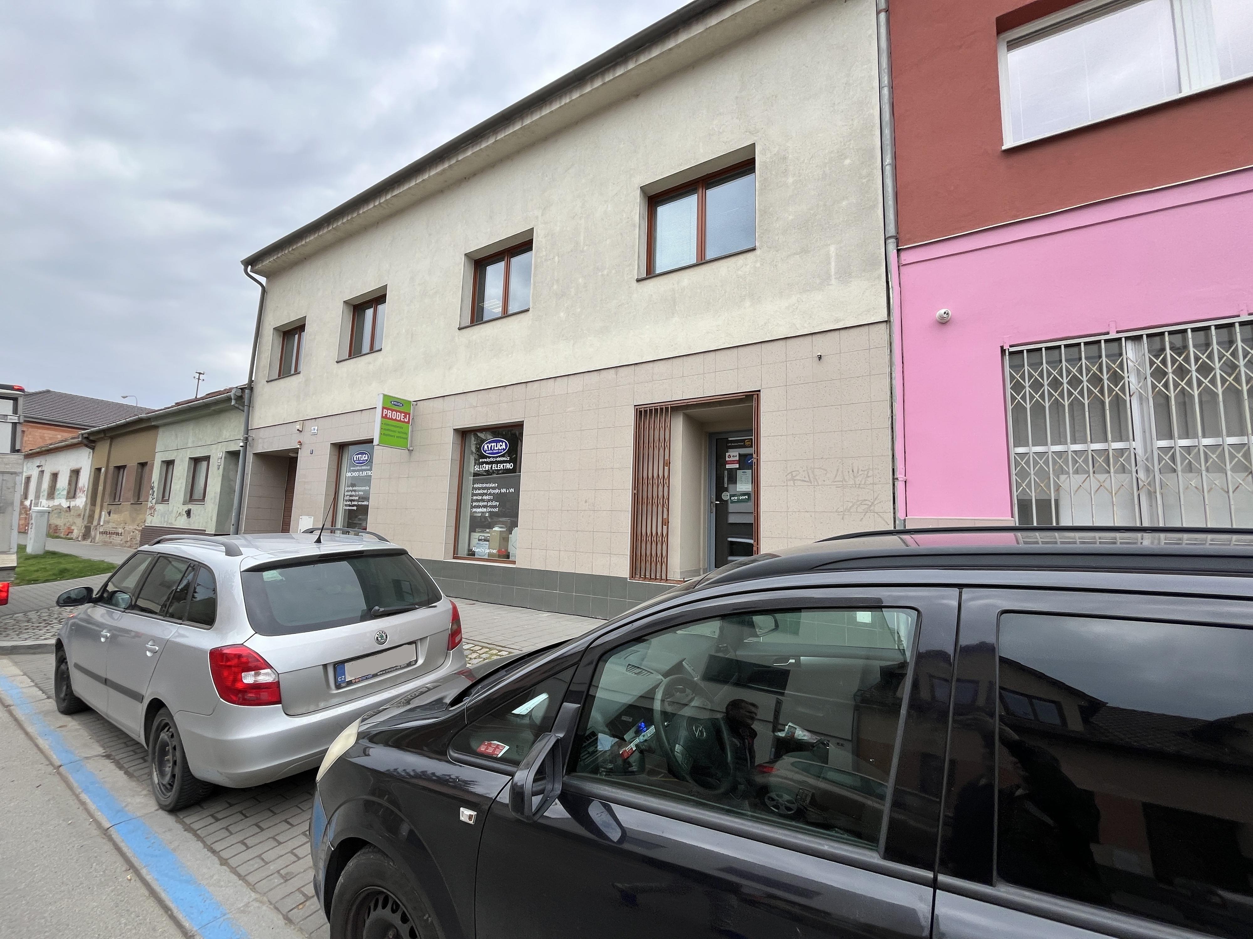 KYTLICA-elektro team, s.r.o.