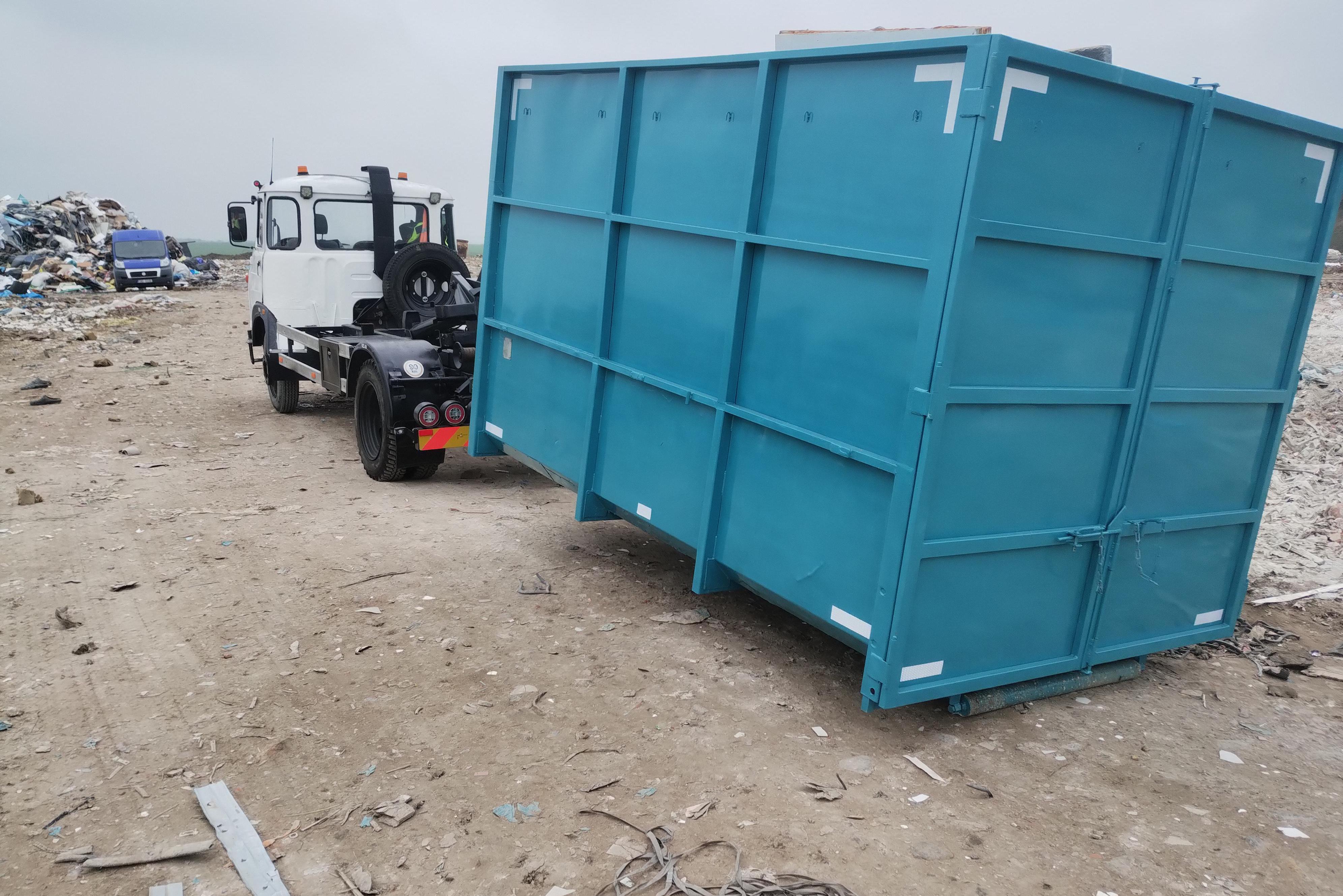 Kontejnery Němeček