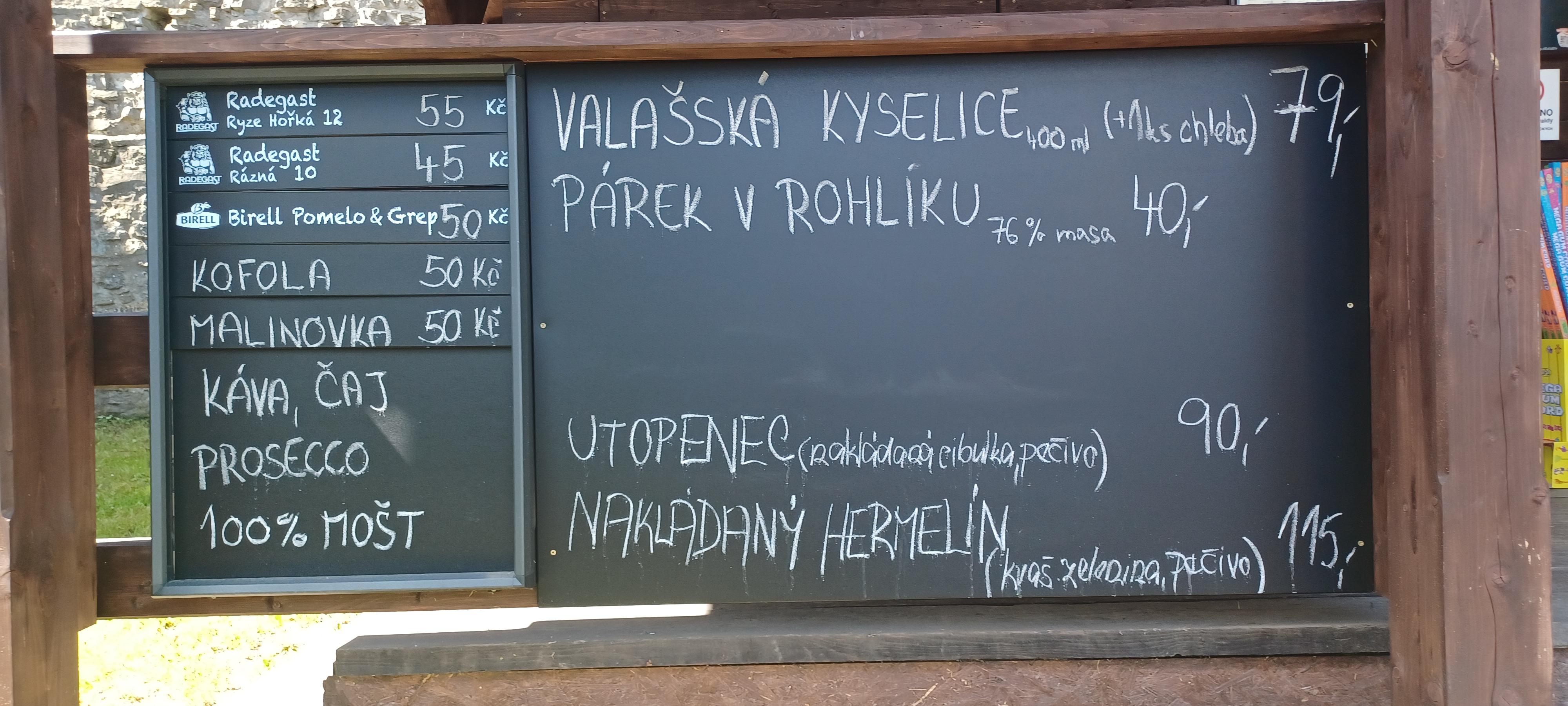 Bistro zřícenina hradu Hukvaldy foto 3