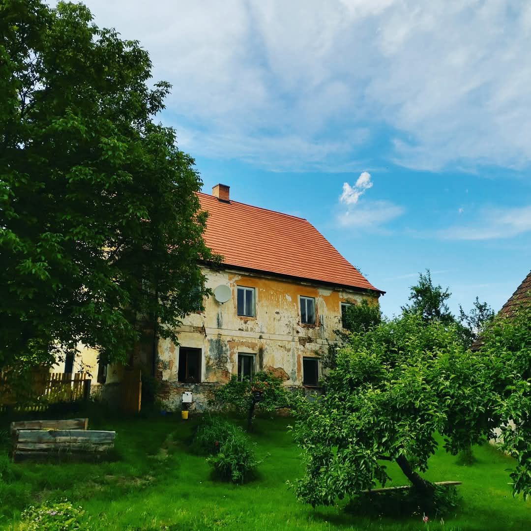 Naše fara foto 3