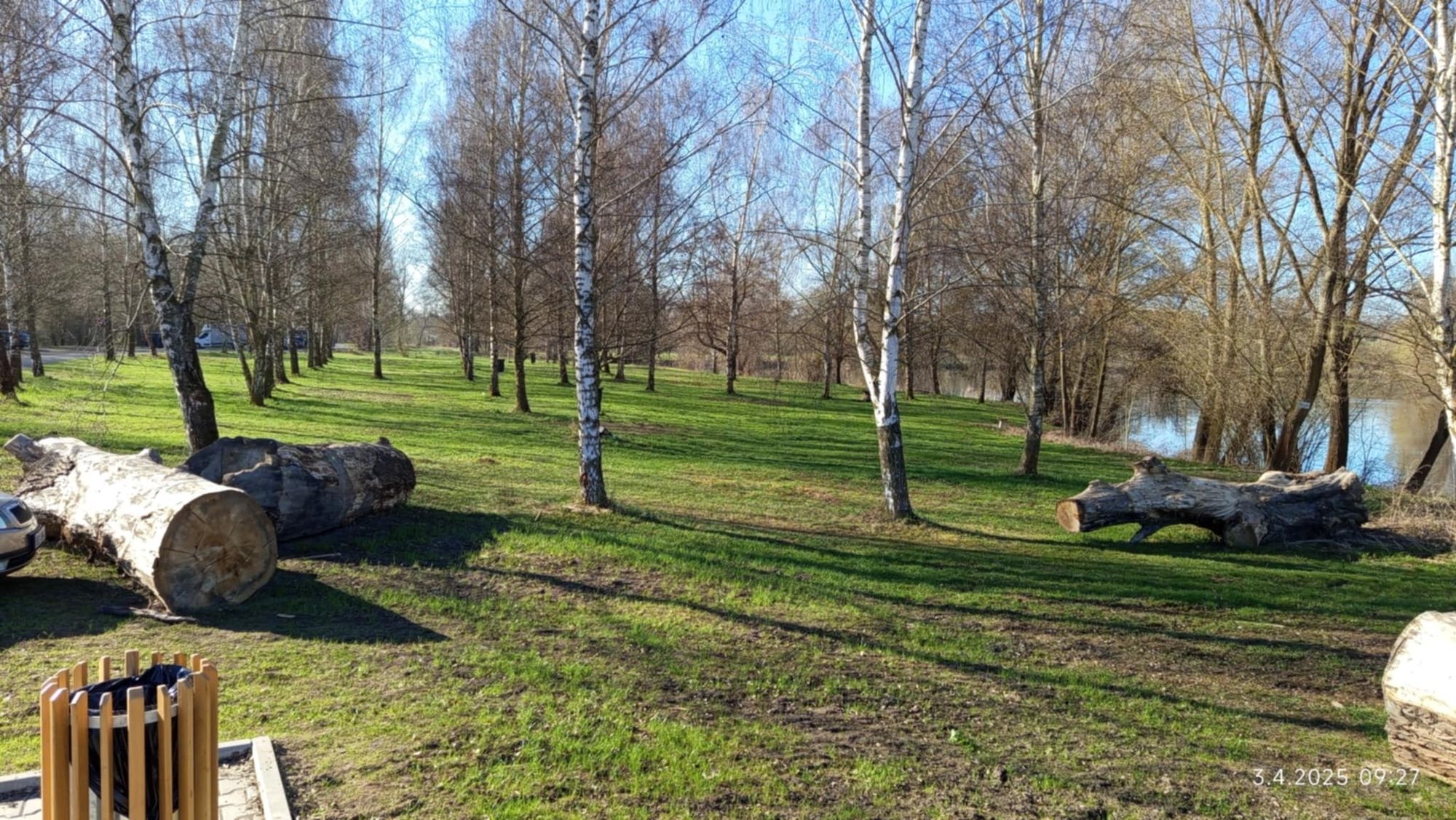 Kemp u Písečáku - stání pro karavany foto 2