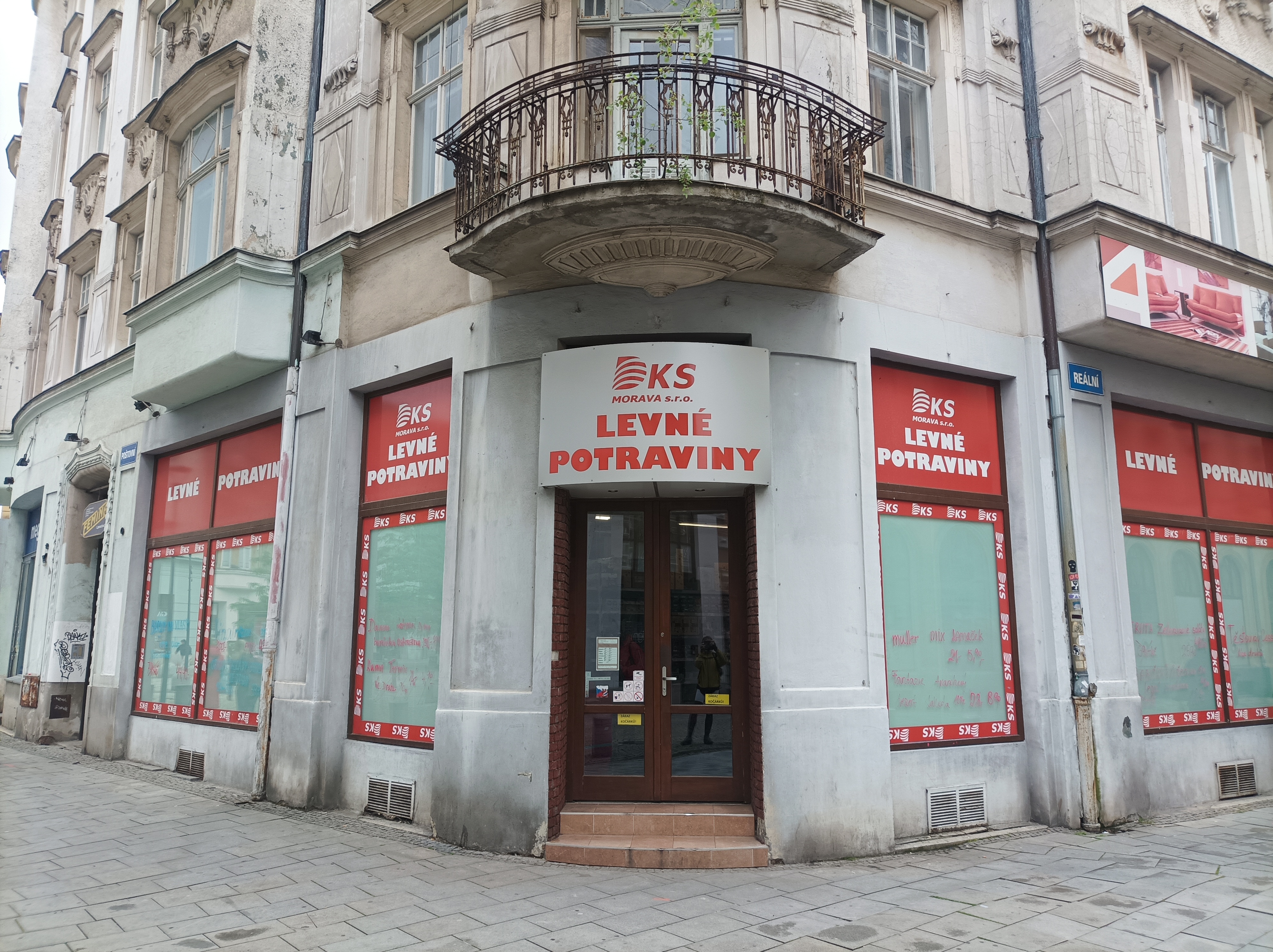 Levné potraviny DKS Ostrava foto 2