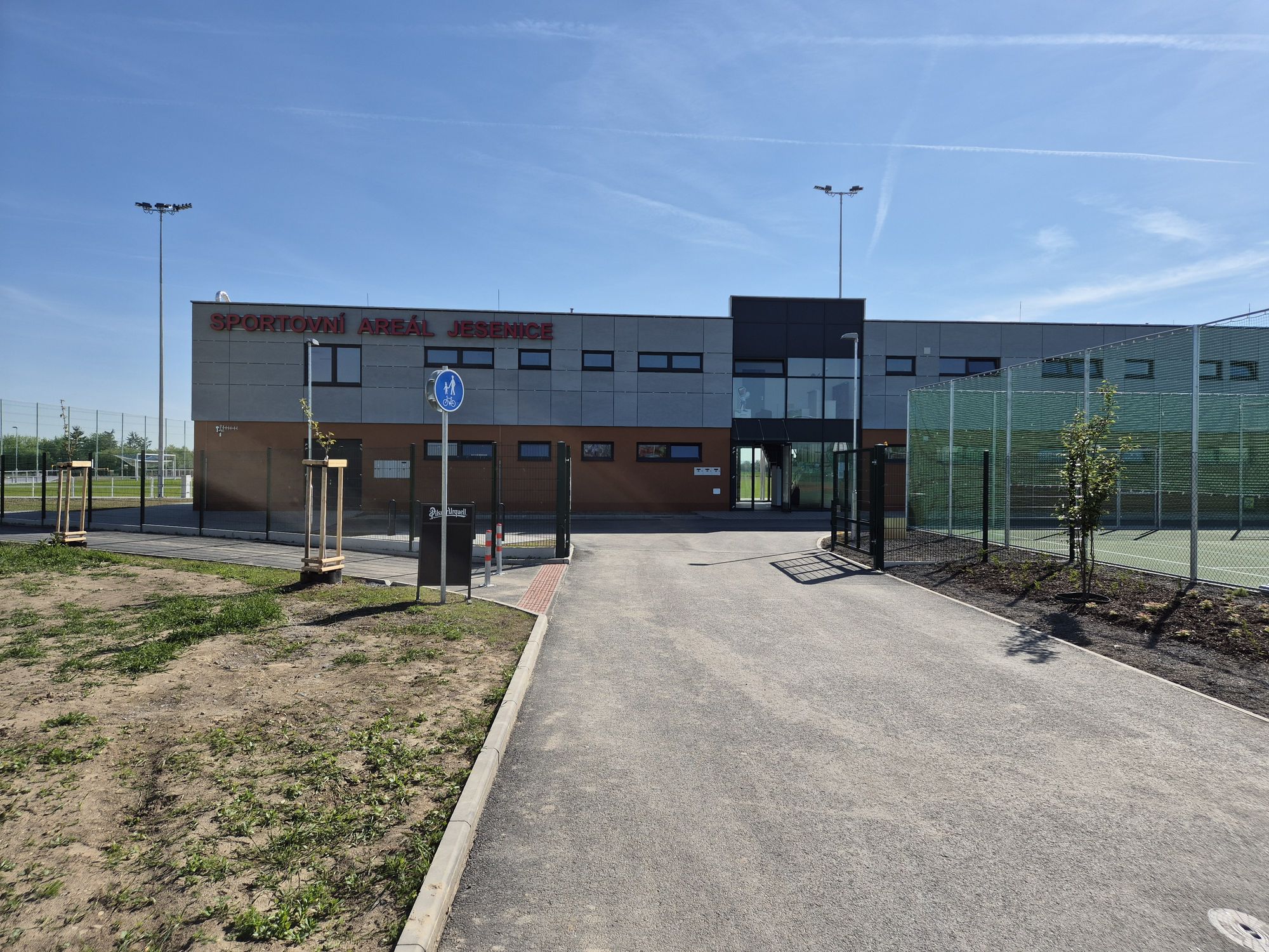 Sportovní areál Jesenice foto 1
