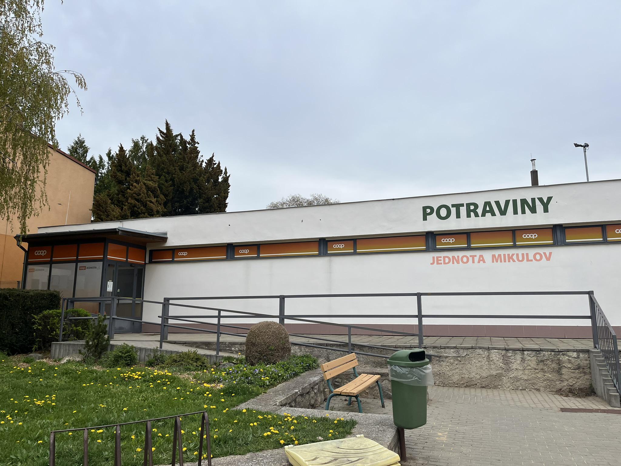 COOP - Jednota, spotřební družstvo v Mikulově