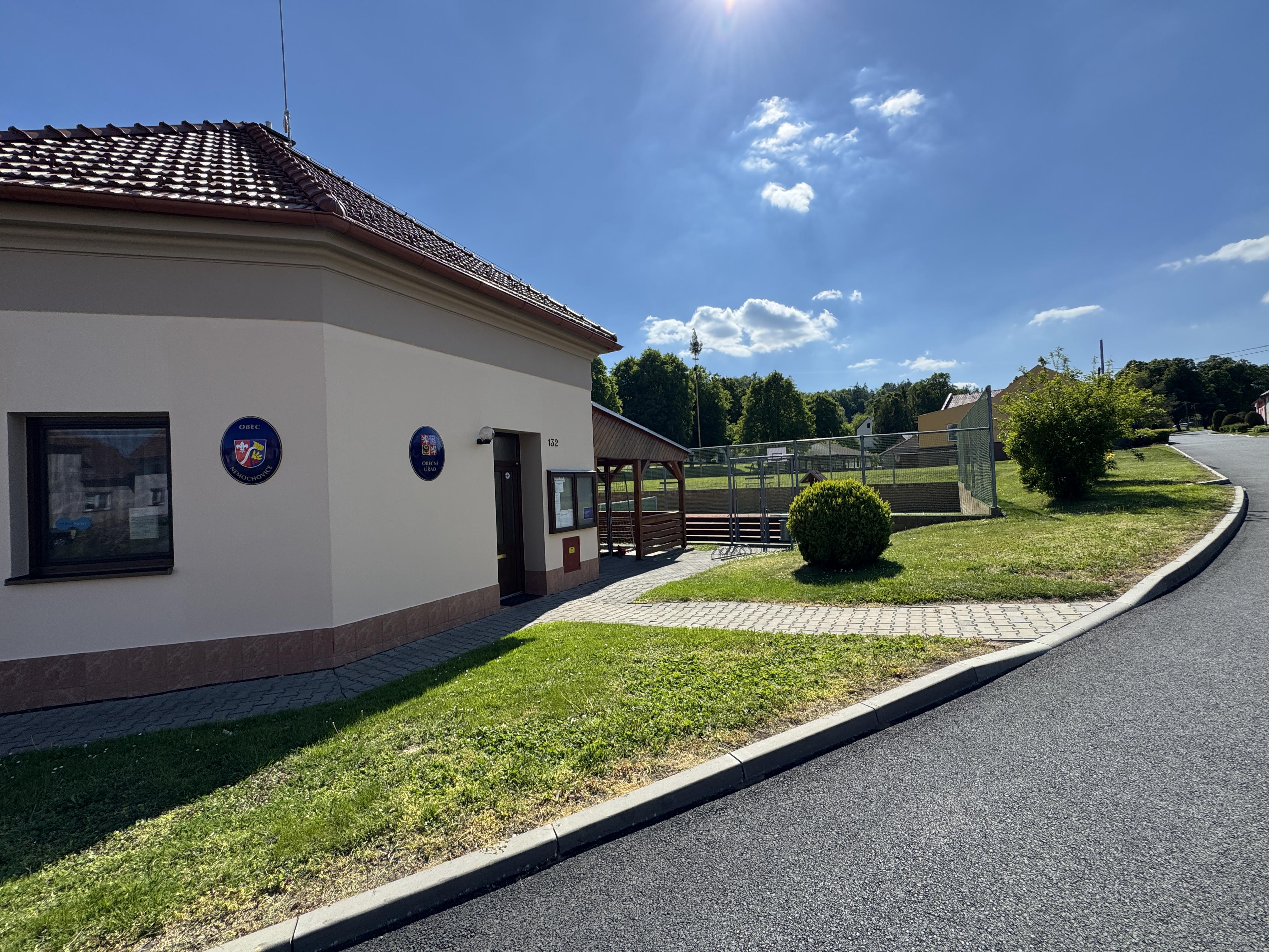 Nemochovice - obecní úřad foto 6