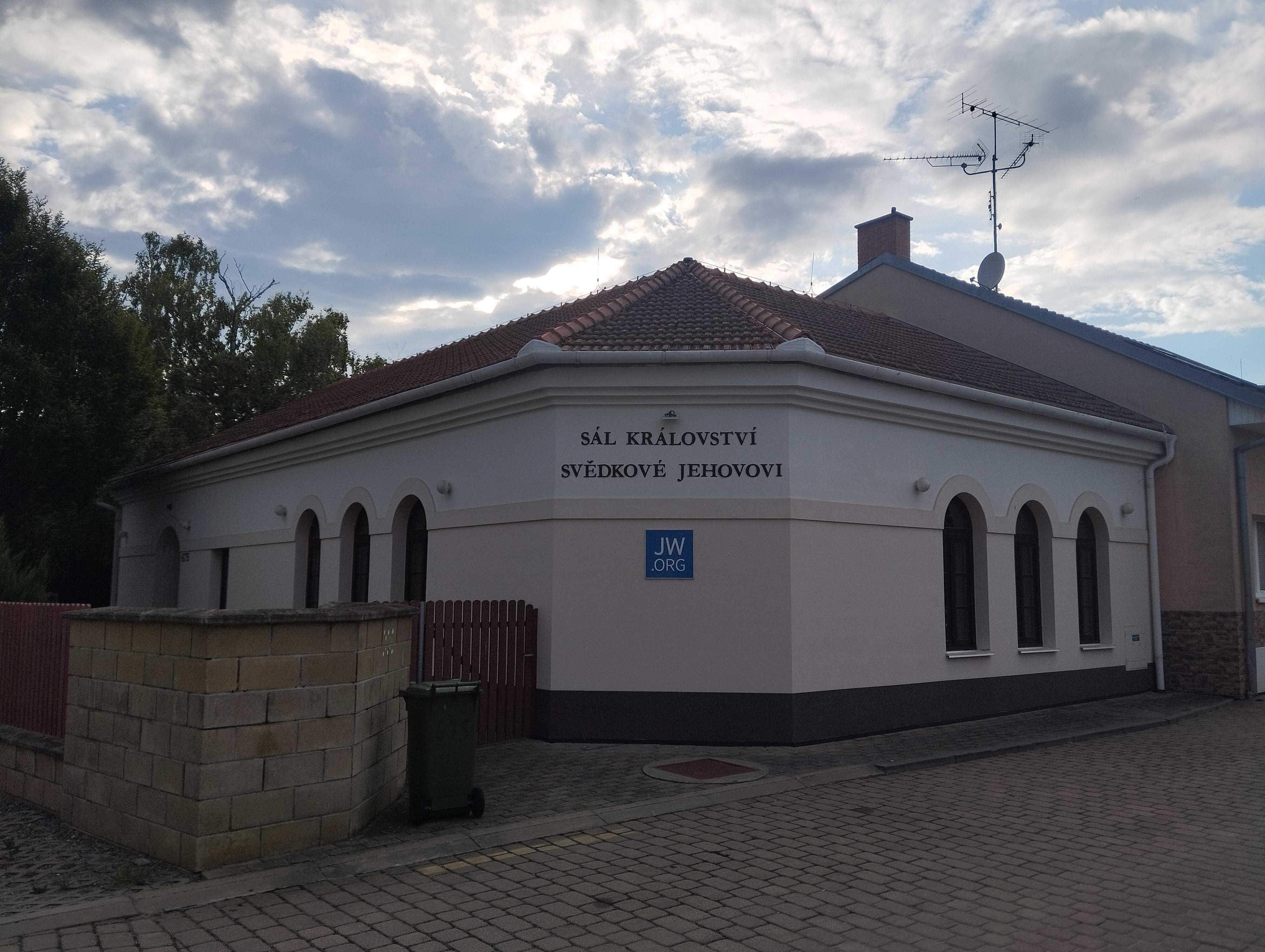 Náboženská společnost Svědkové Jehovovi foto 4