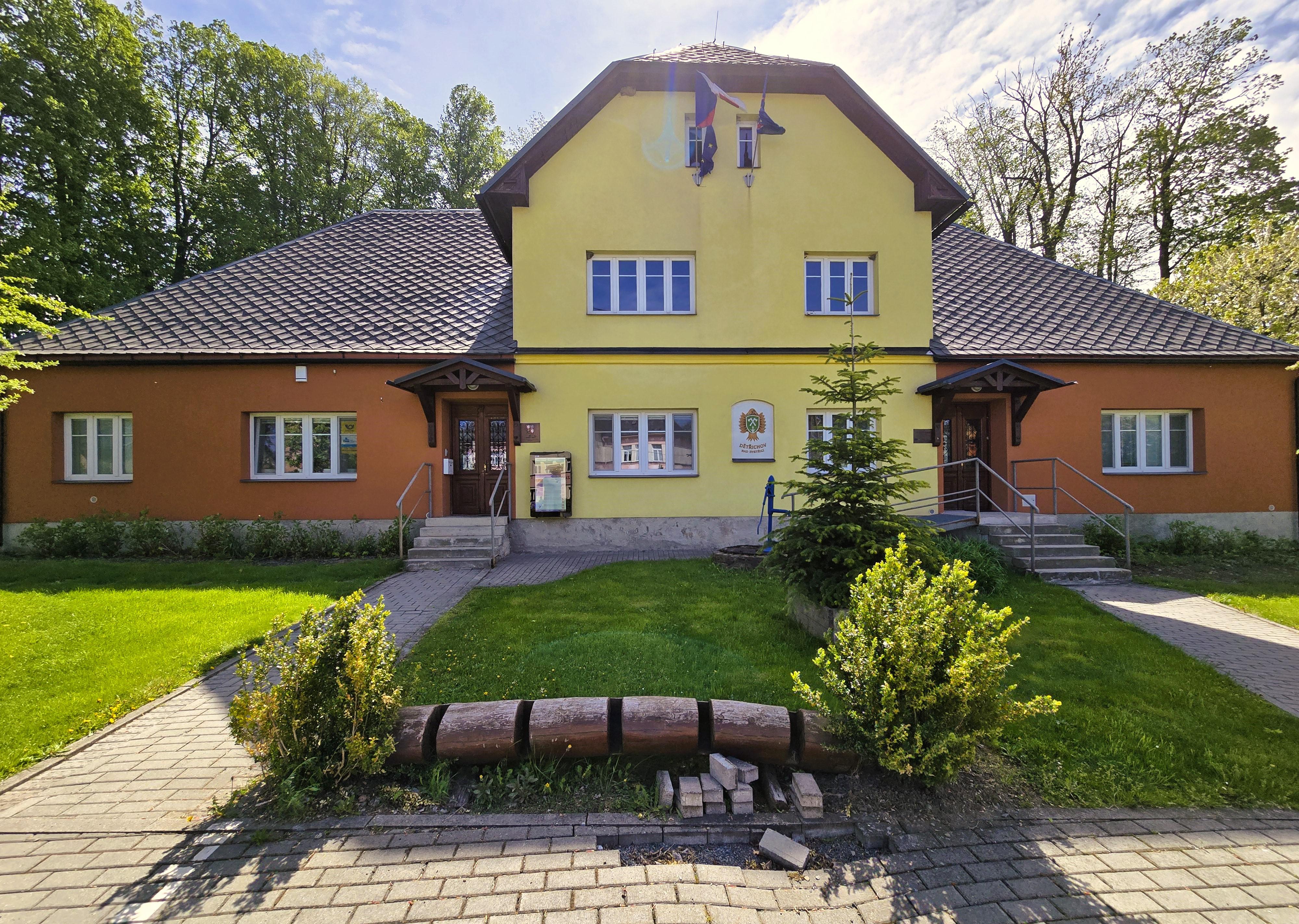Dětřichov nad Bystřicí - obecní úřad foto 3