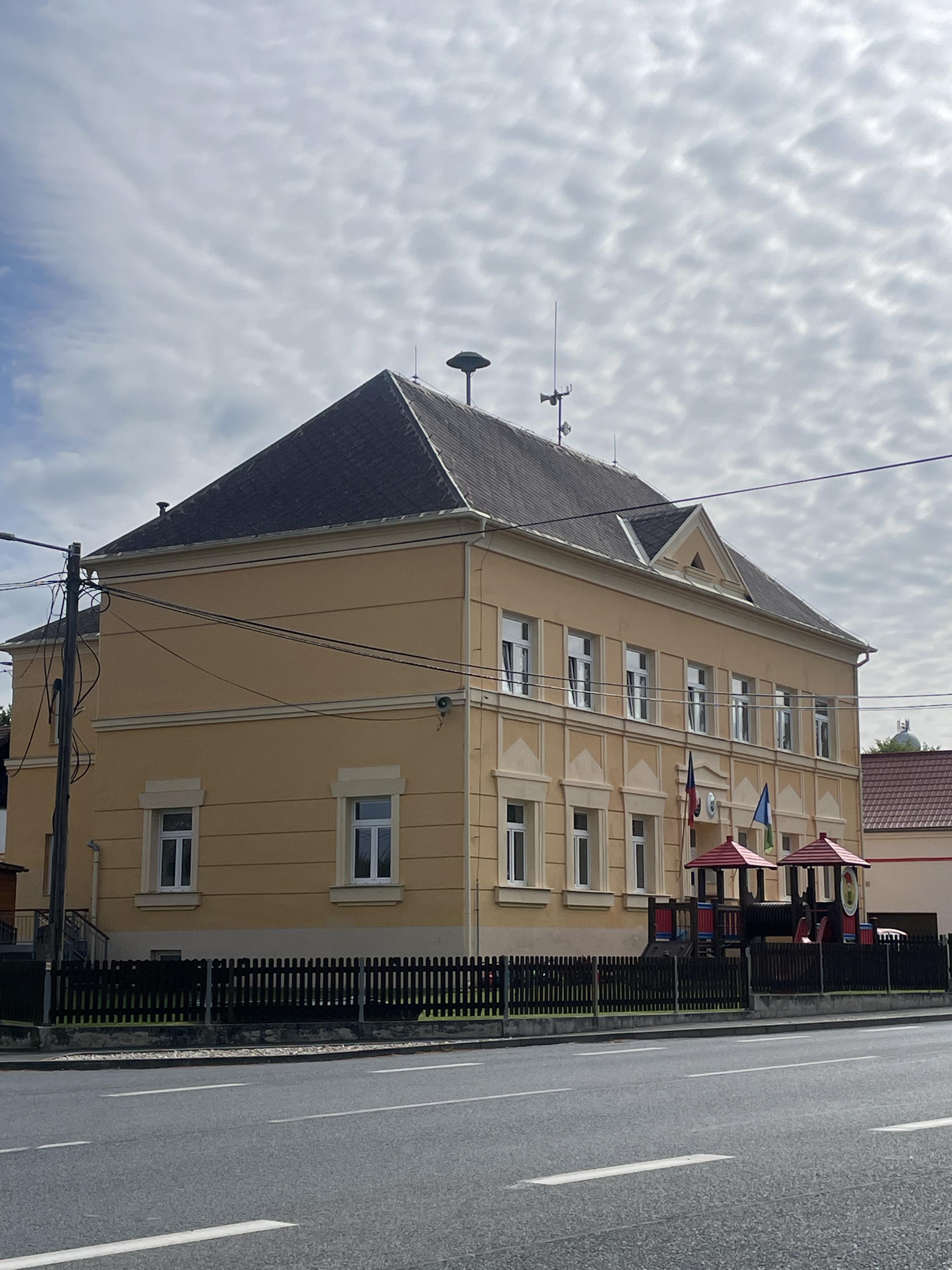 Draženov - obecní úřad foto 2