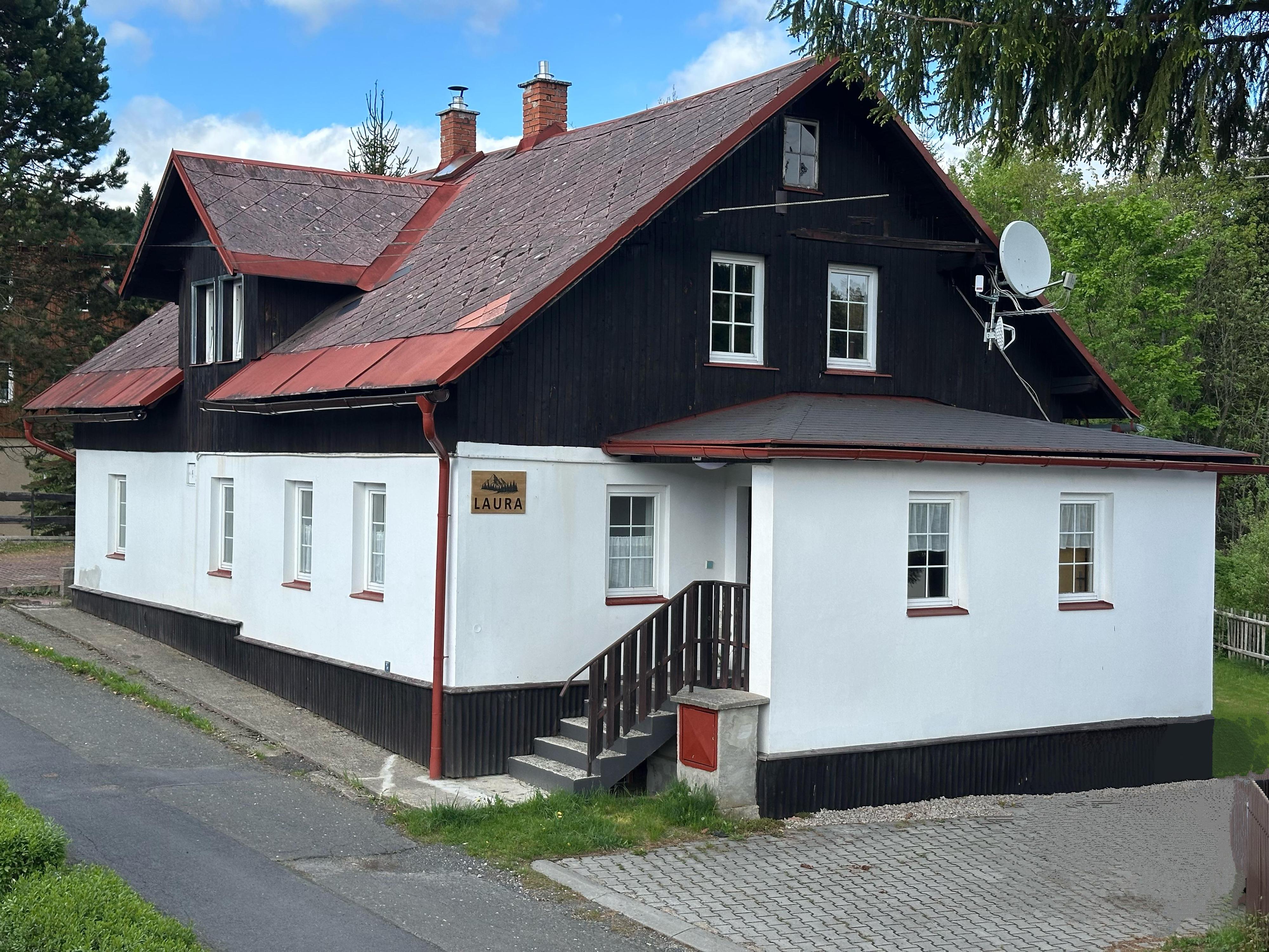 Chalupa Laura foto 2