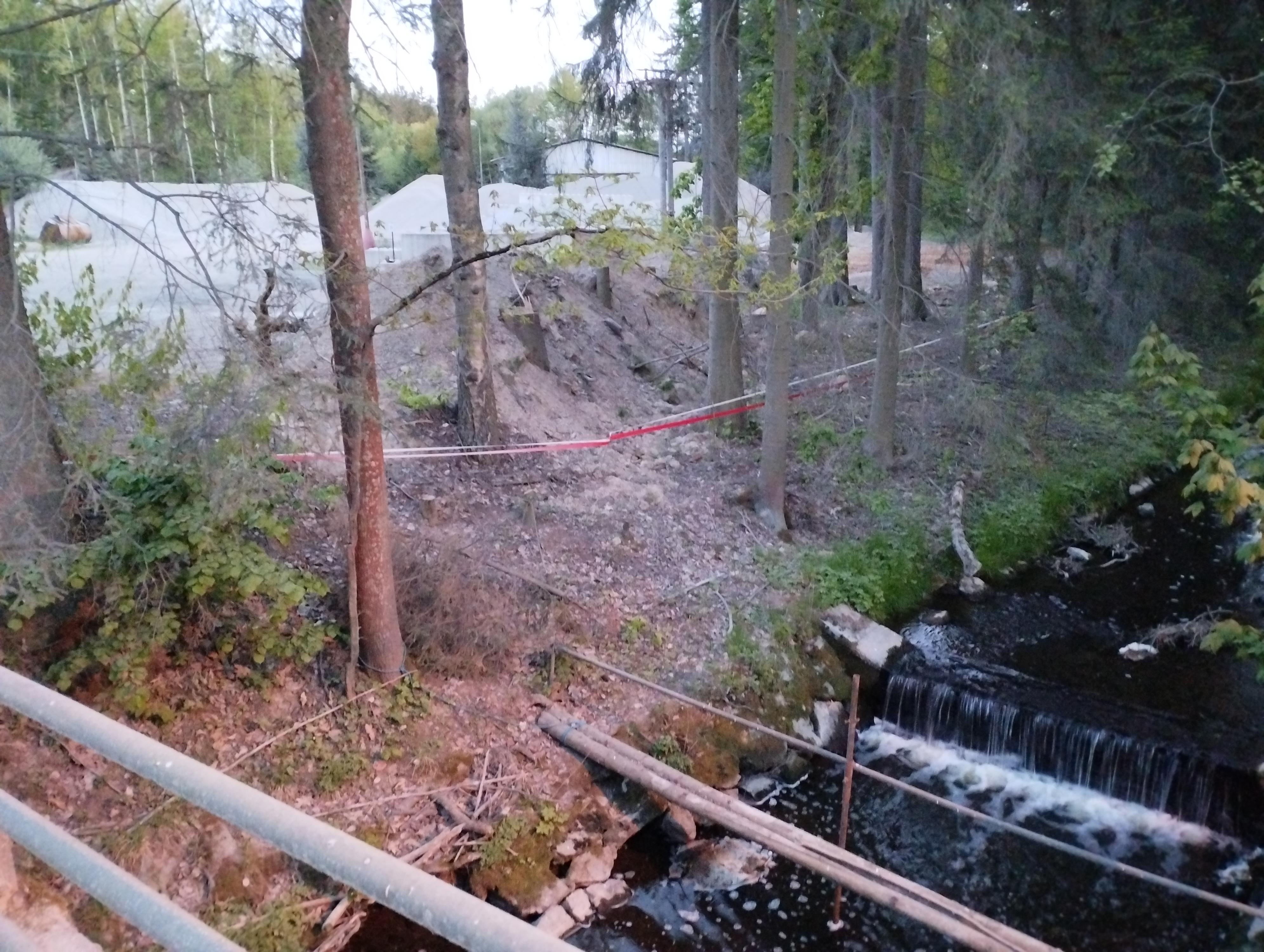 BES s.r.o. - kamenolom Mladovice foto 2