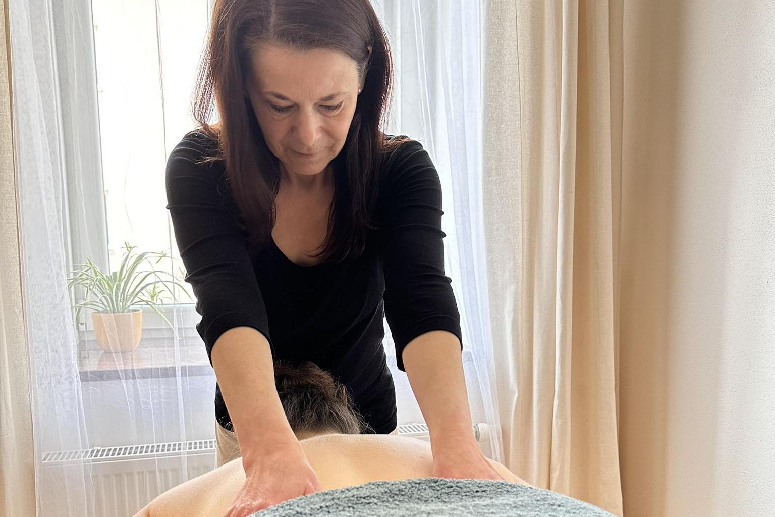 Lucie Talová - Jóga a masáže V květu života