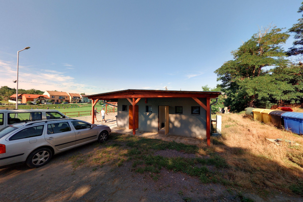 Občerstvení u hřiště Jalubí