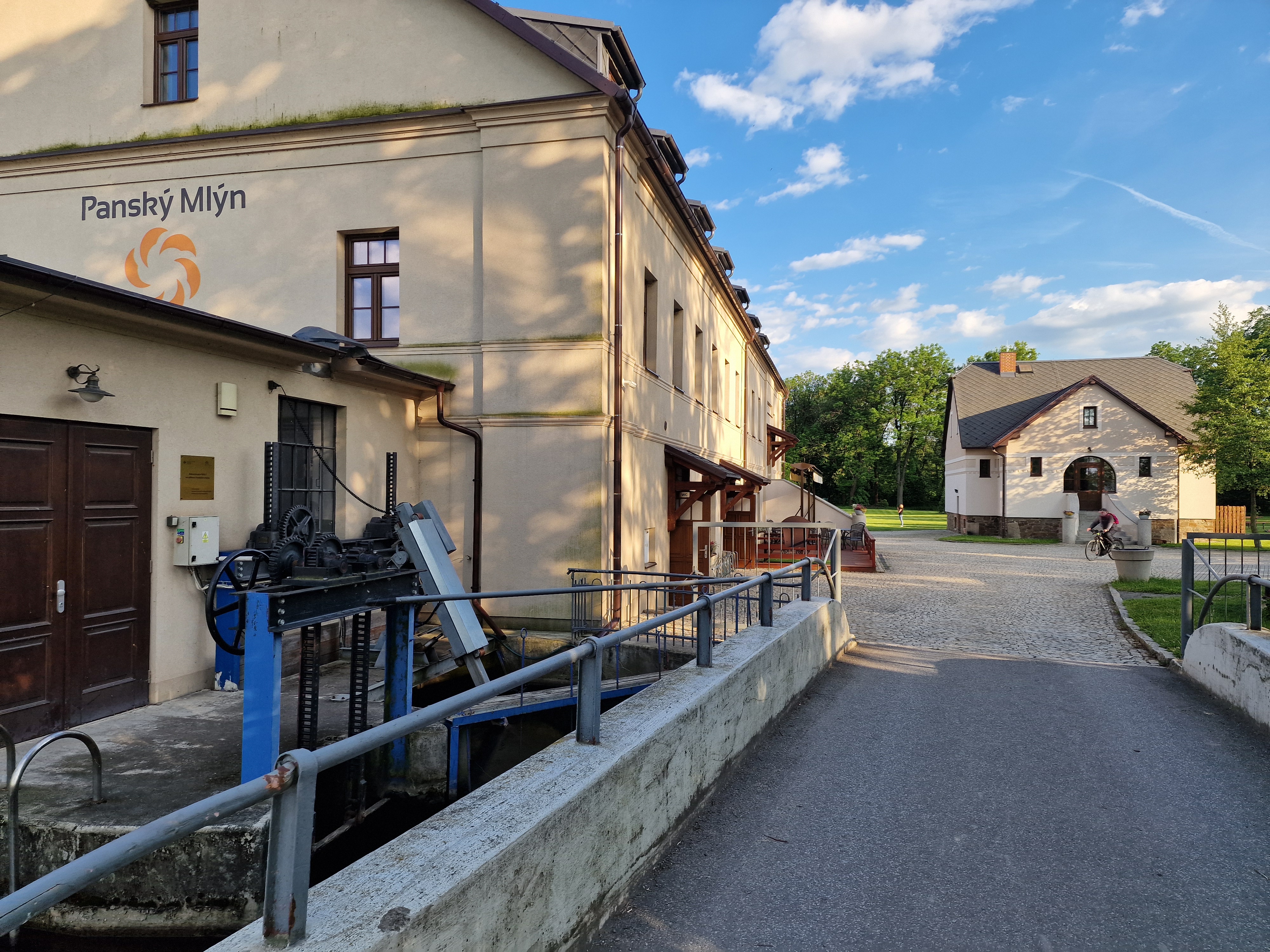 Rybářská bašta Panský mlýn foto 2