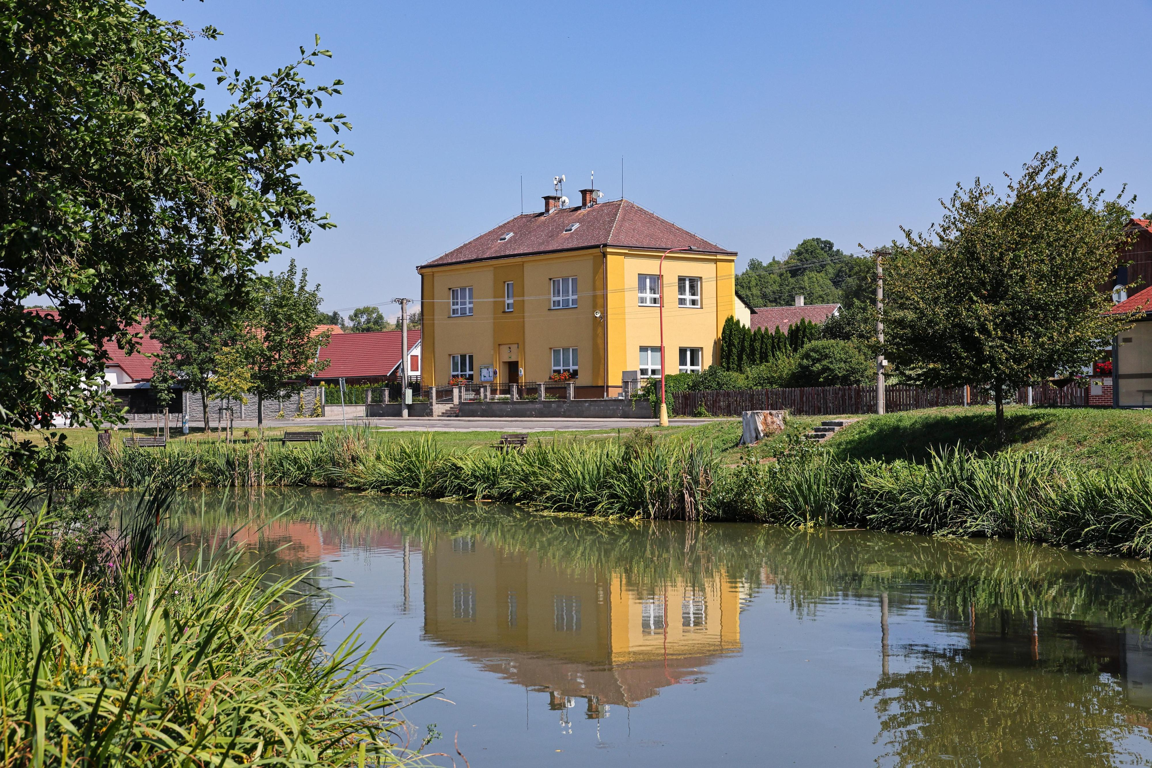 Obecní úřad Výrava foto 3