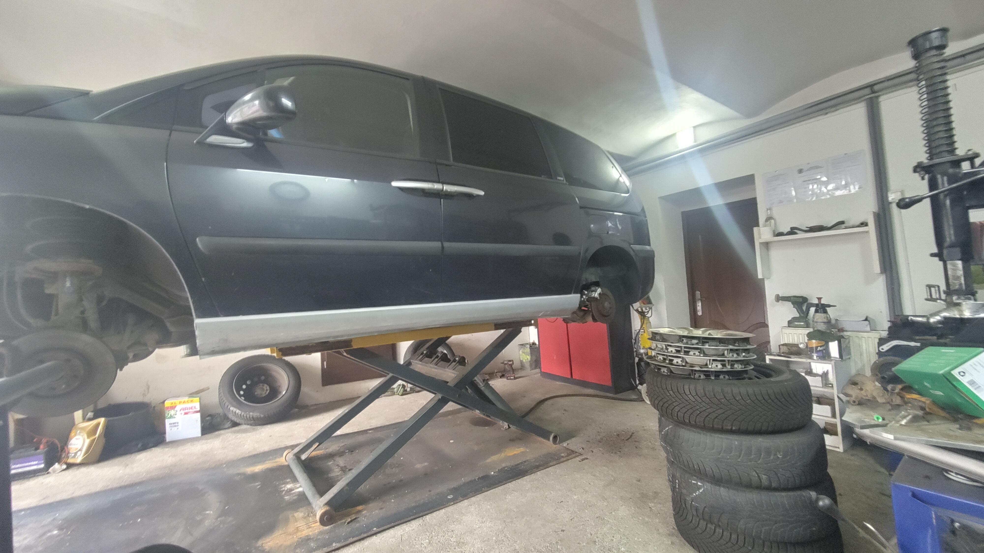 Pneuservis a údržba vozů Jakub Nádvorník foto 6