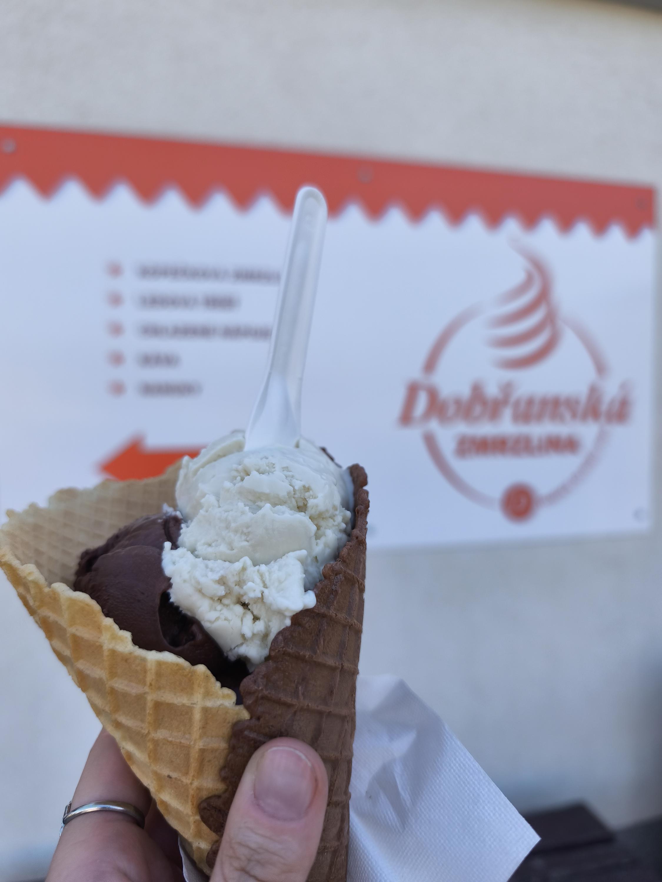 Dobřanská zmrzlina U Hřiště foto 3