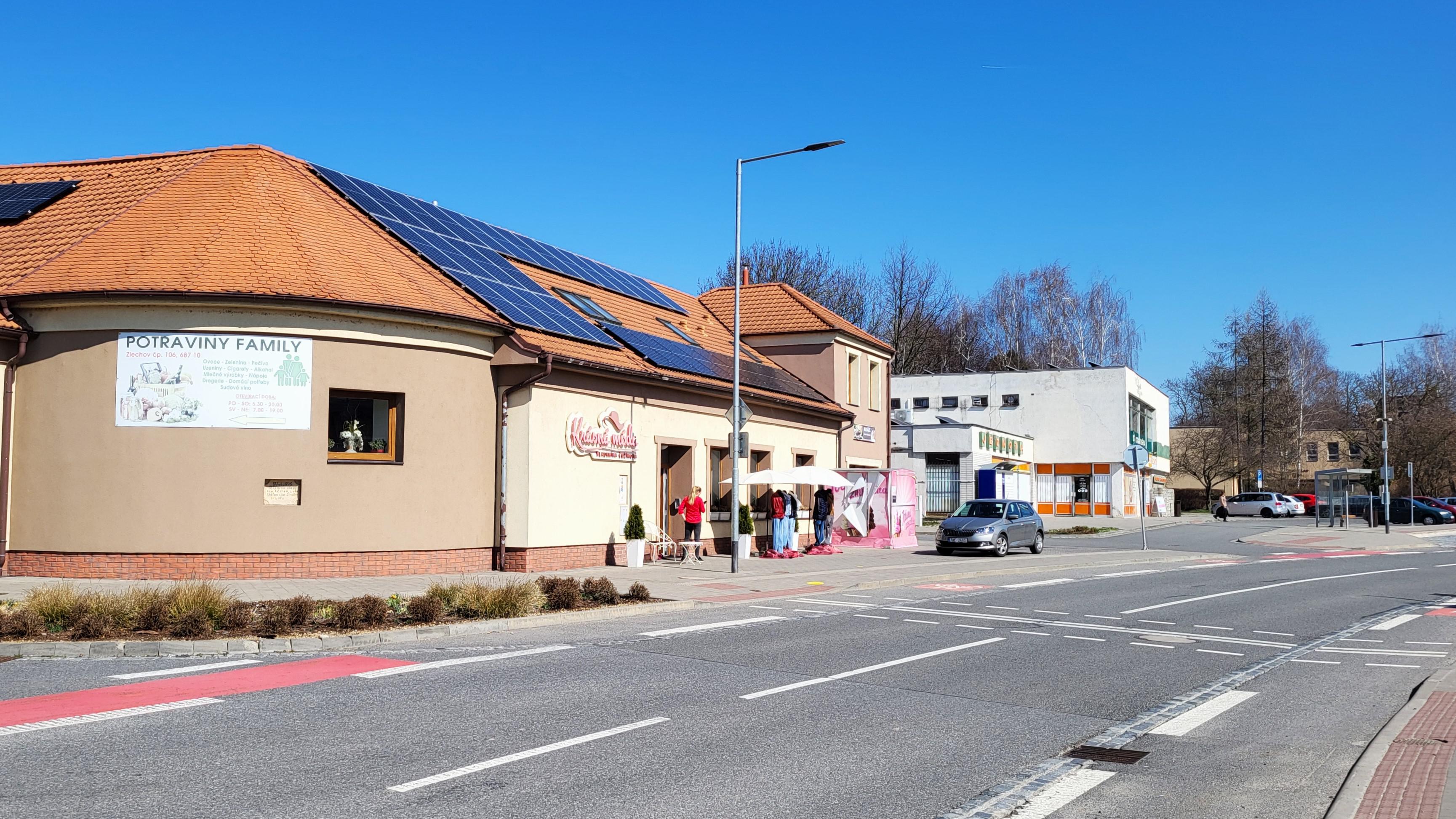 Oděvy a dárkové zboží Vladimíra Čožíková foto 4