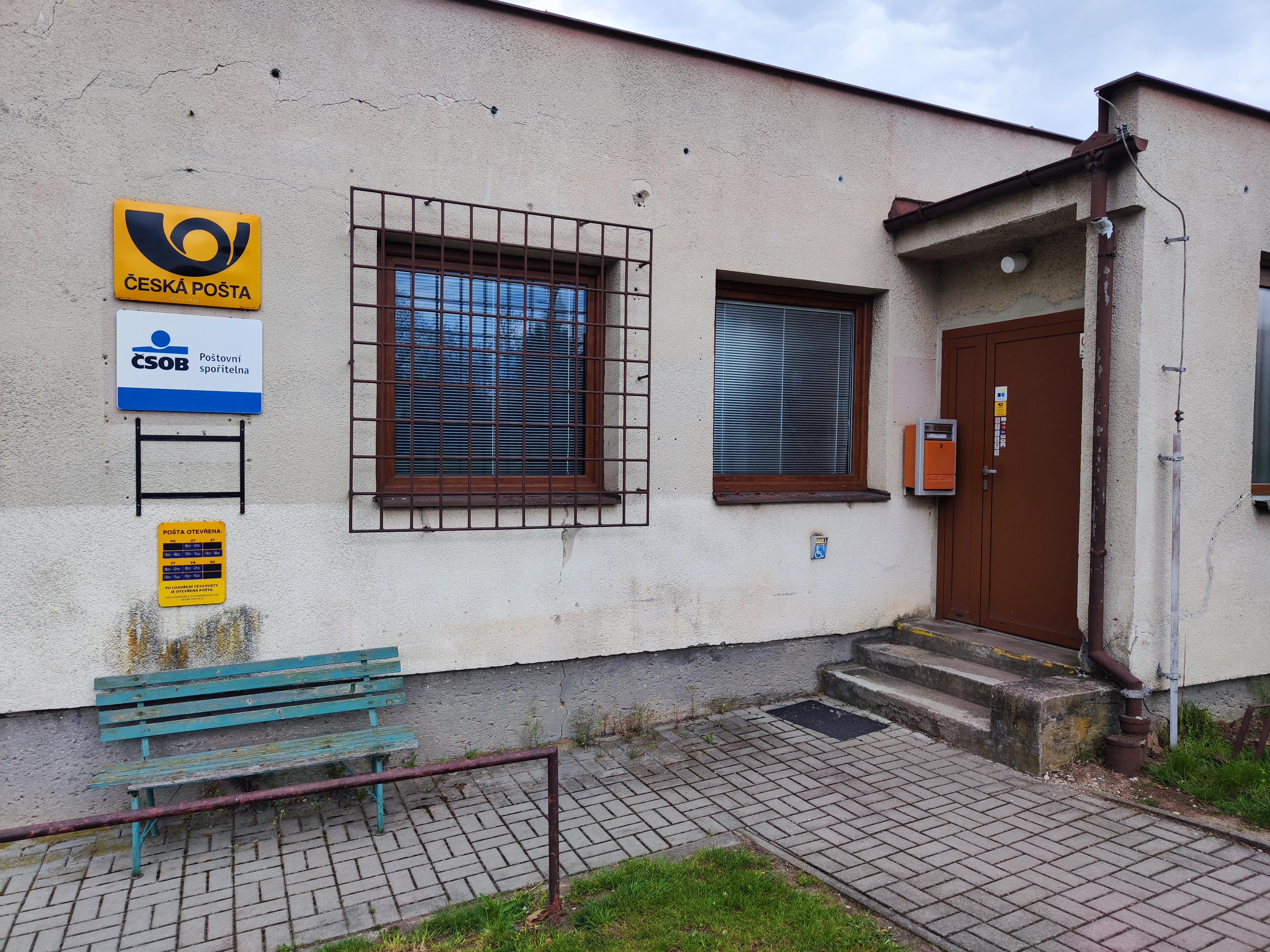 Pošta Dobřenice foto 2
