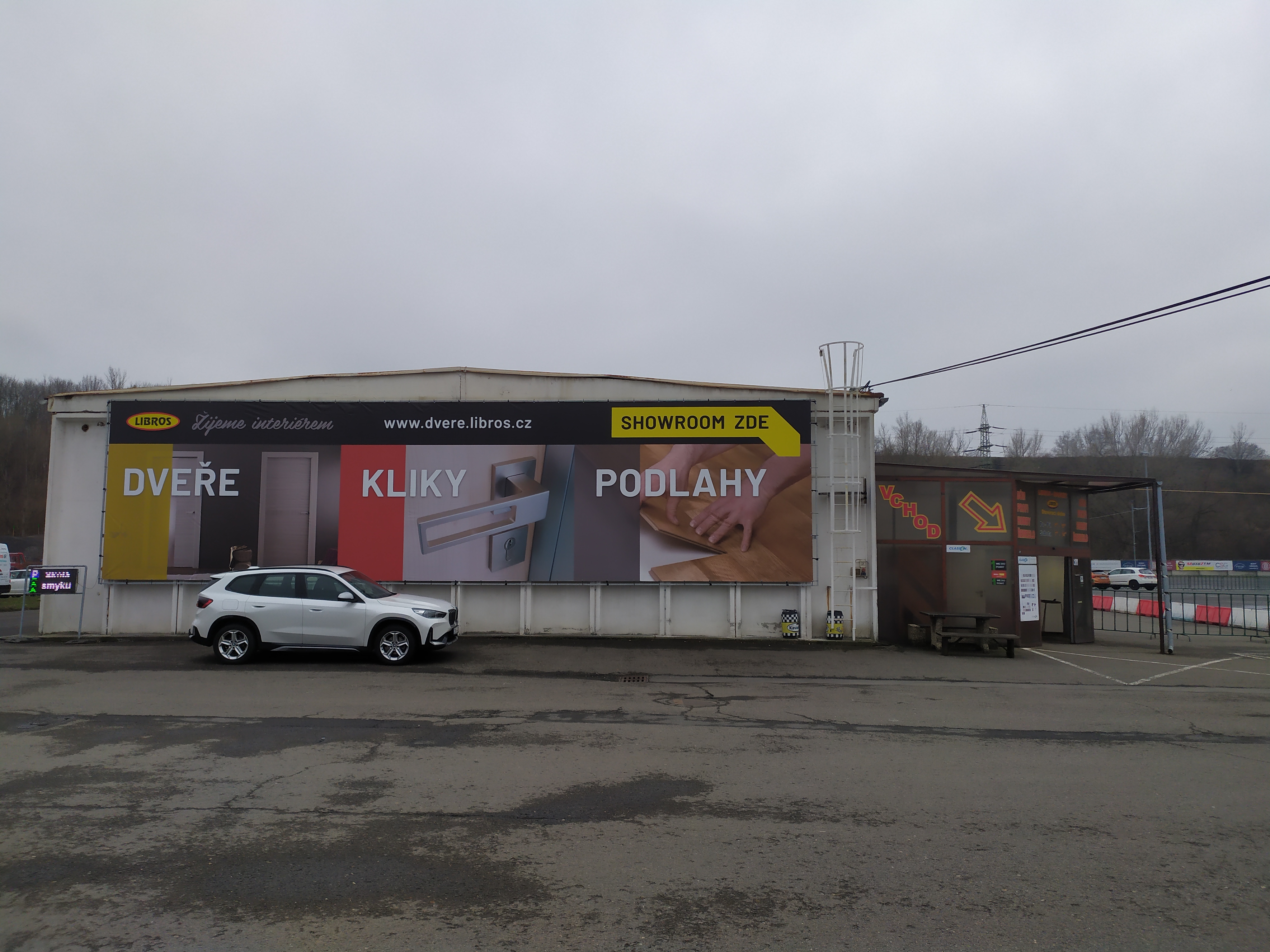 Dveře, kliky, podlahy Libros foto 5