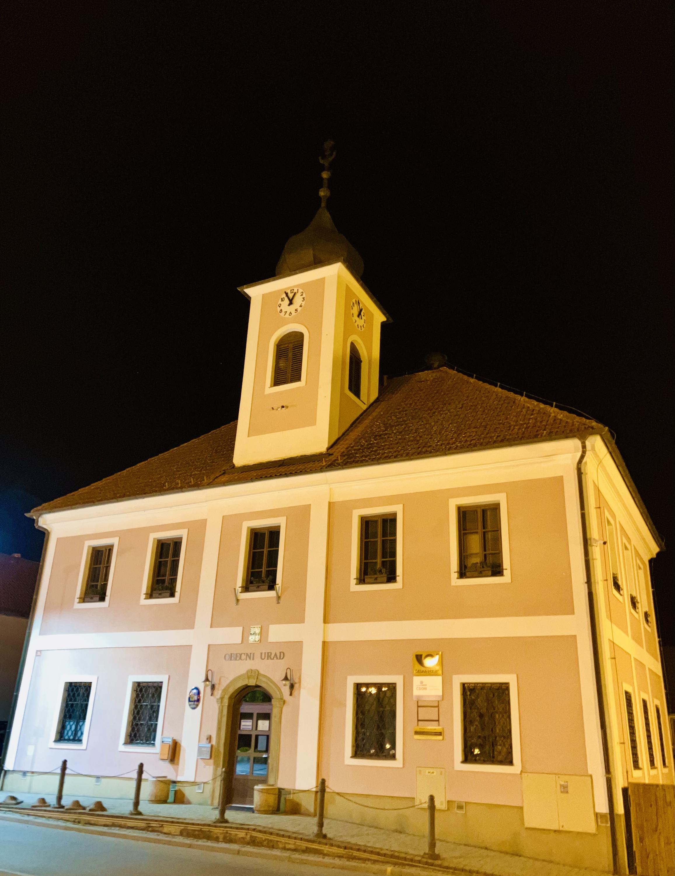 Kněžmost - obecní úřad foto 4