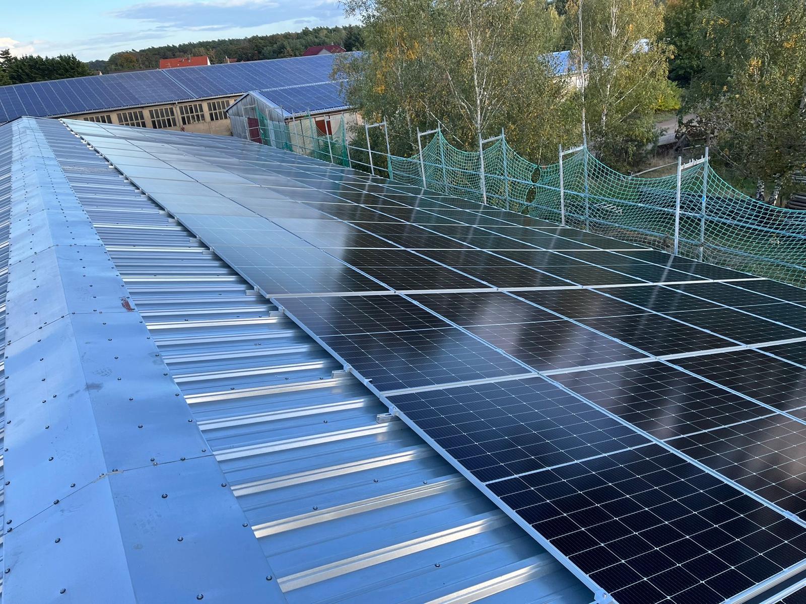 Petr Procházka - revize a montáže FVE a elektroinstalace foto 5