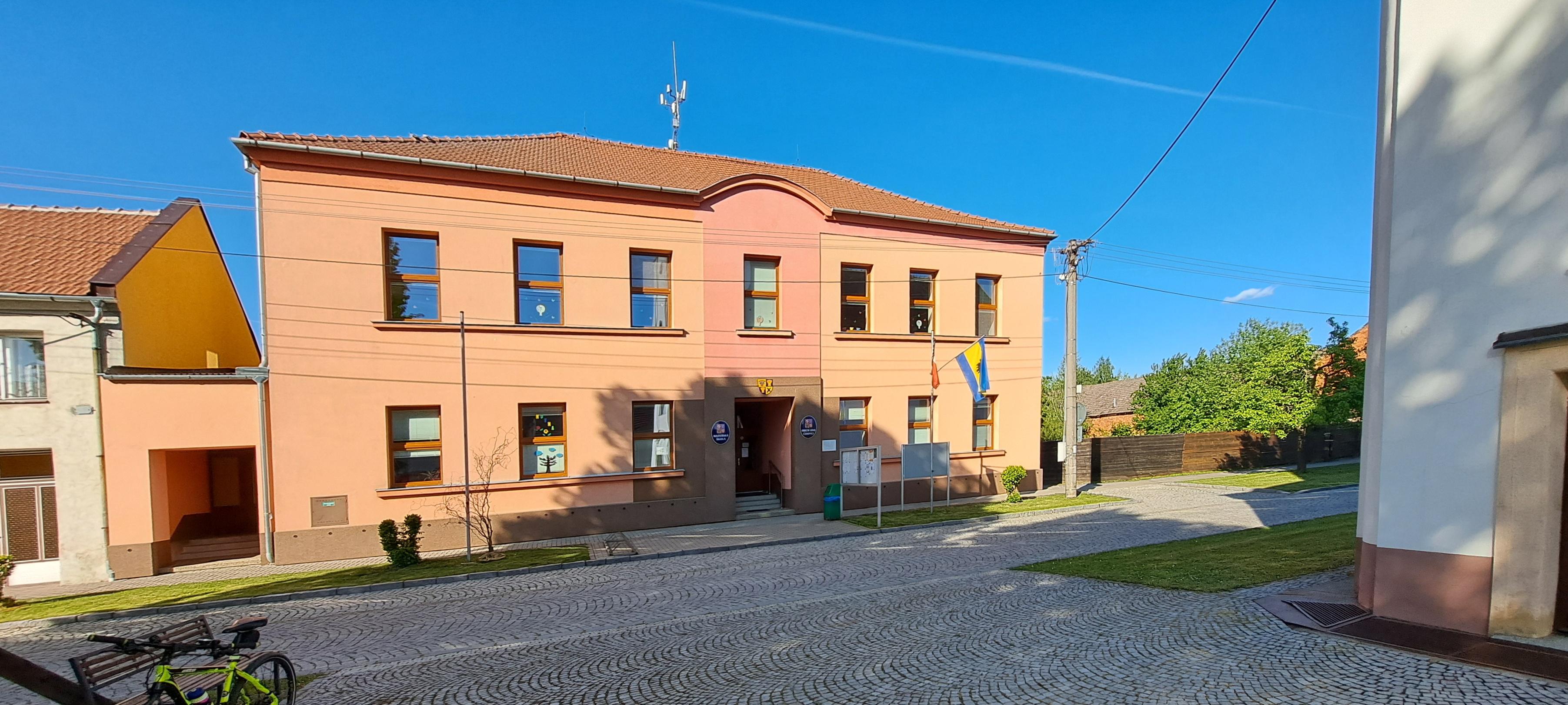 Čehovice - obecní úřad foto 4
