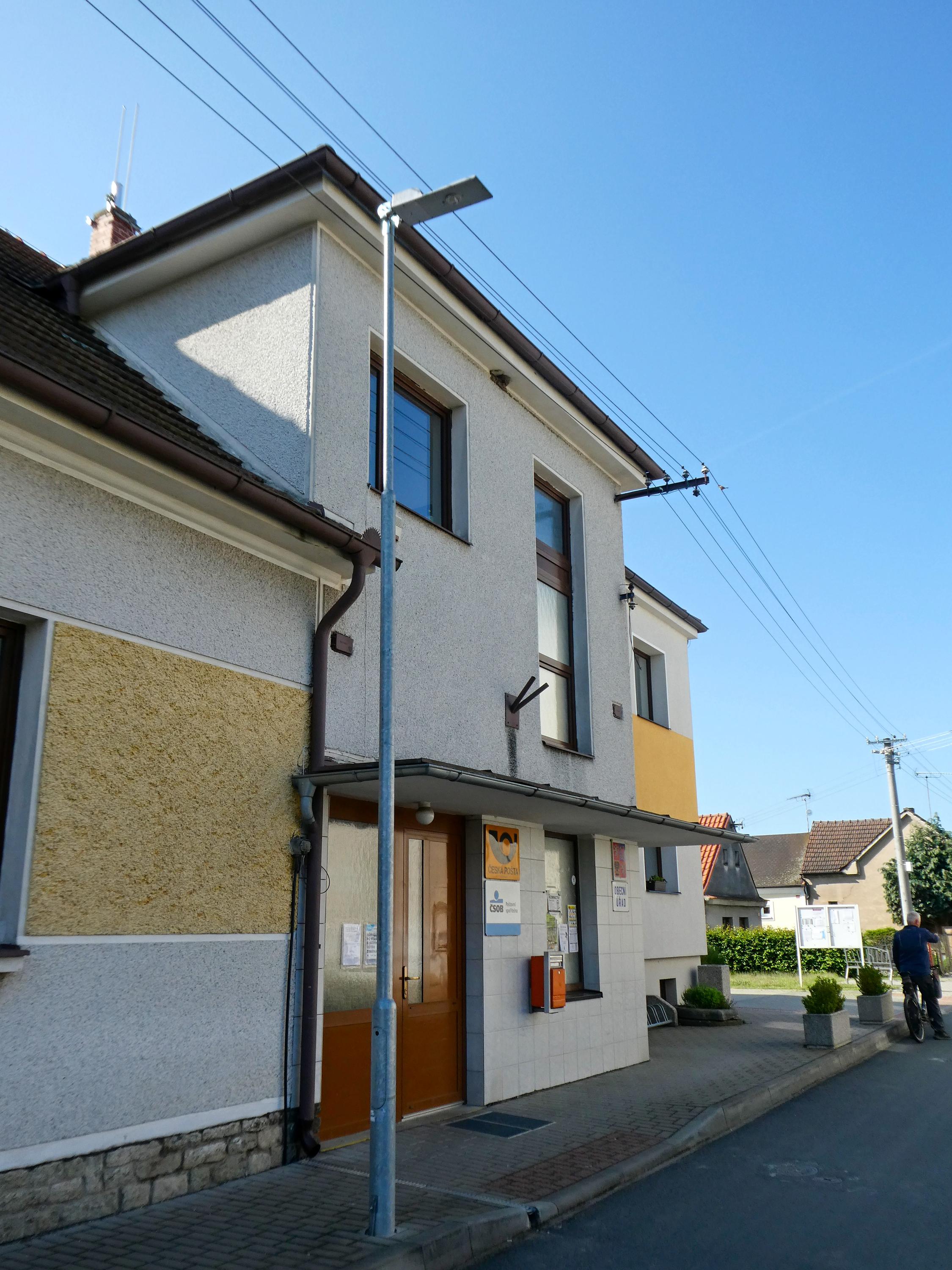 Záboří nad Labem - obecní úřad foto 3